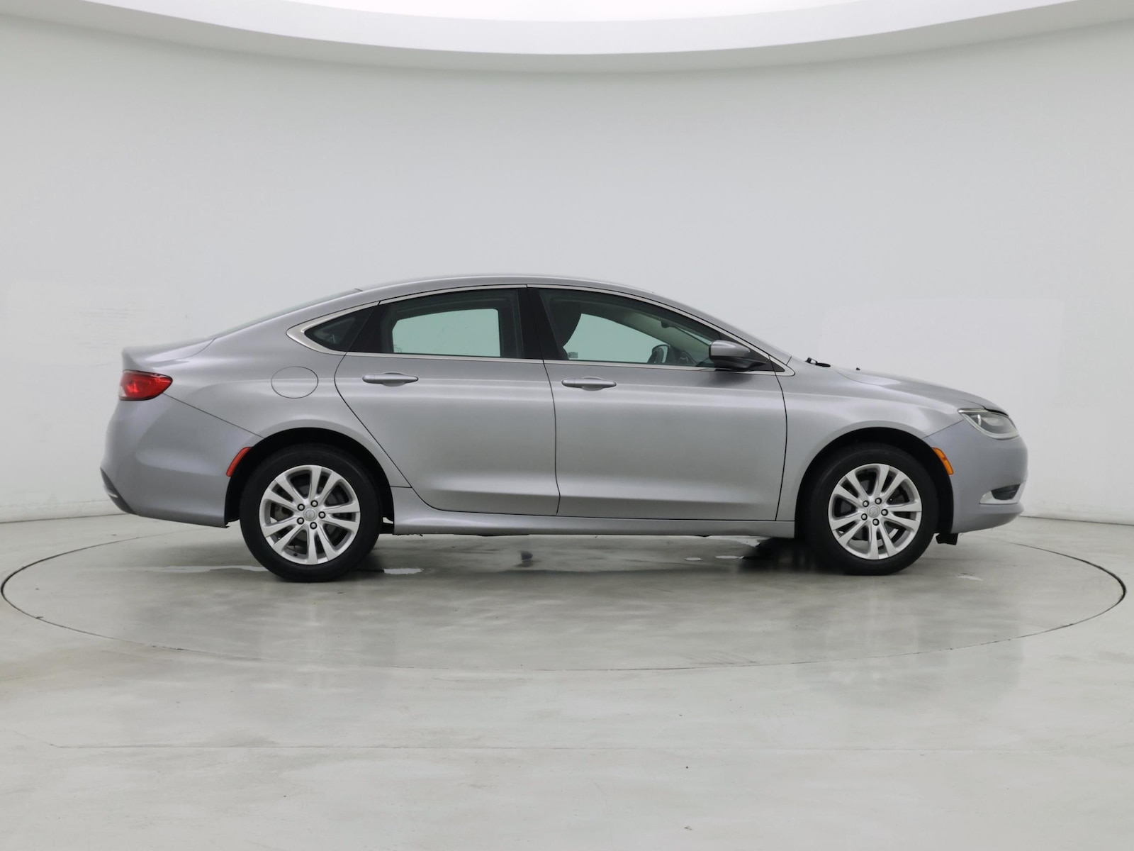 2015 Chrysler 200 Limited - Photo 8