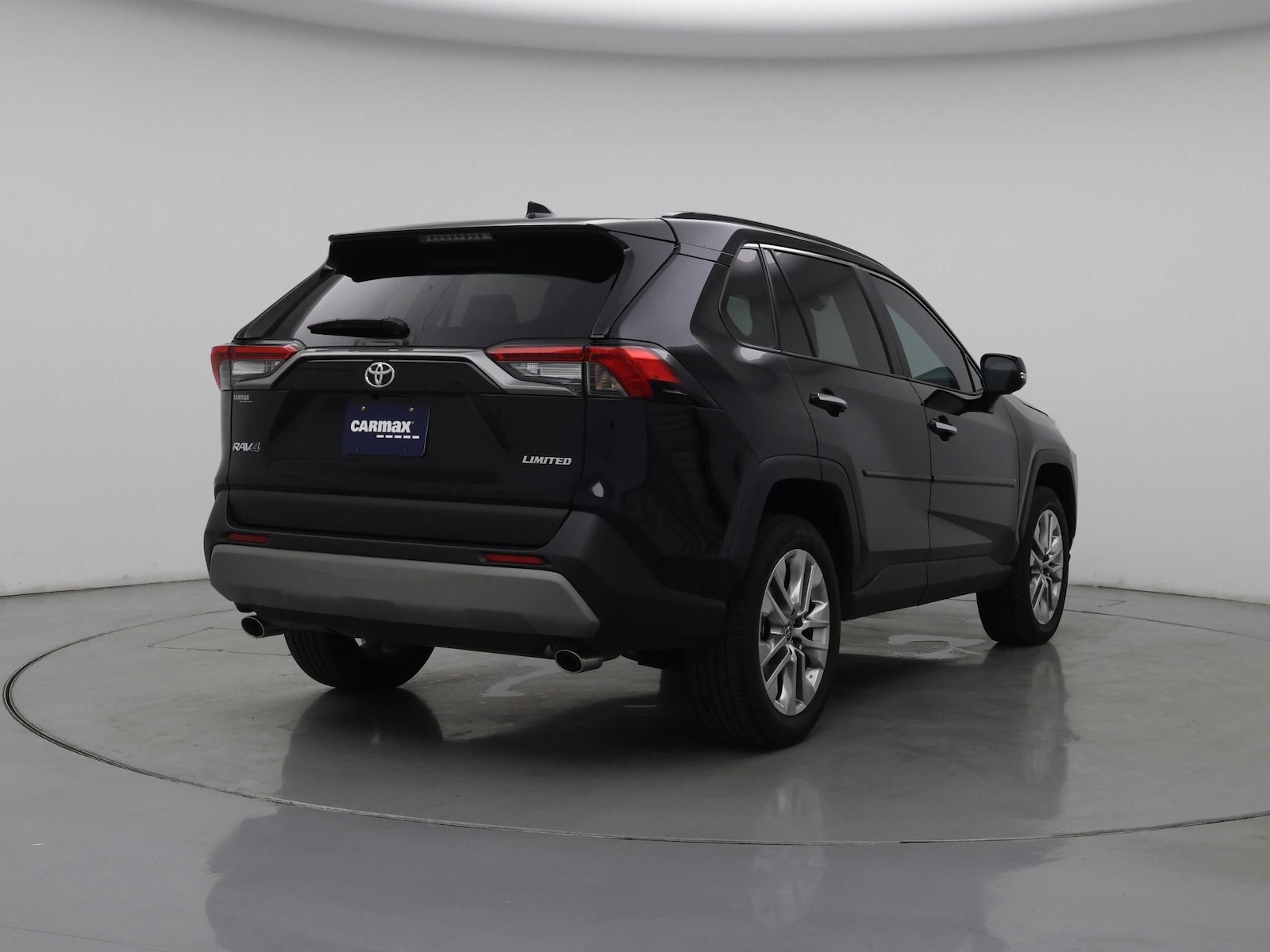2025 Toyota RAV4 Limited - Photo 9
