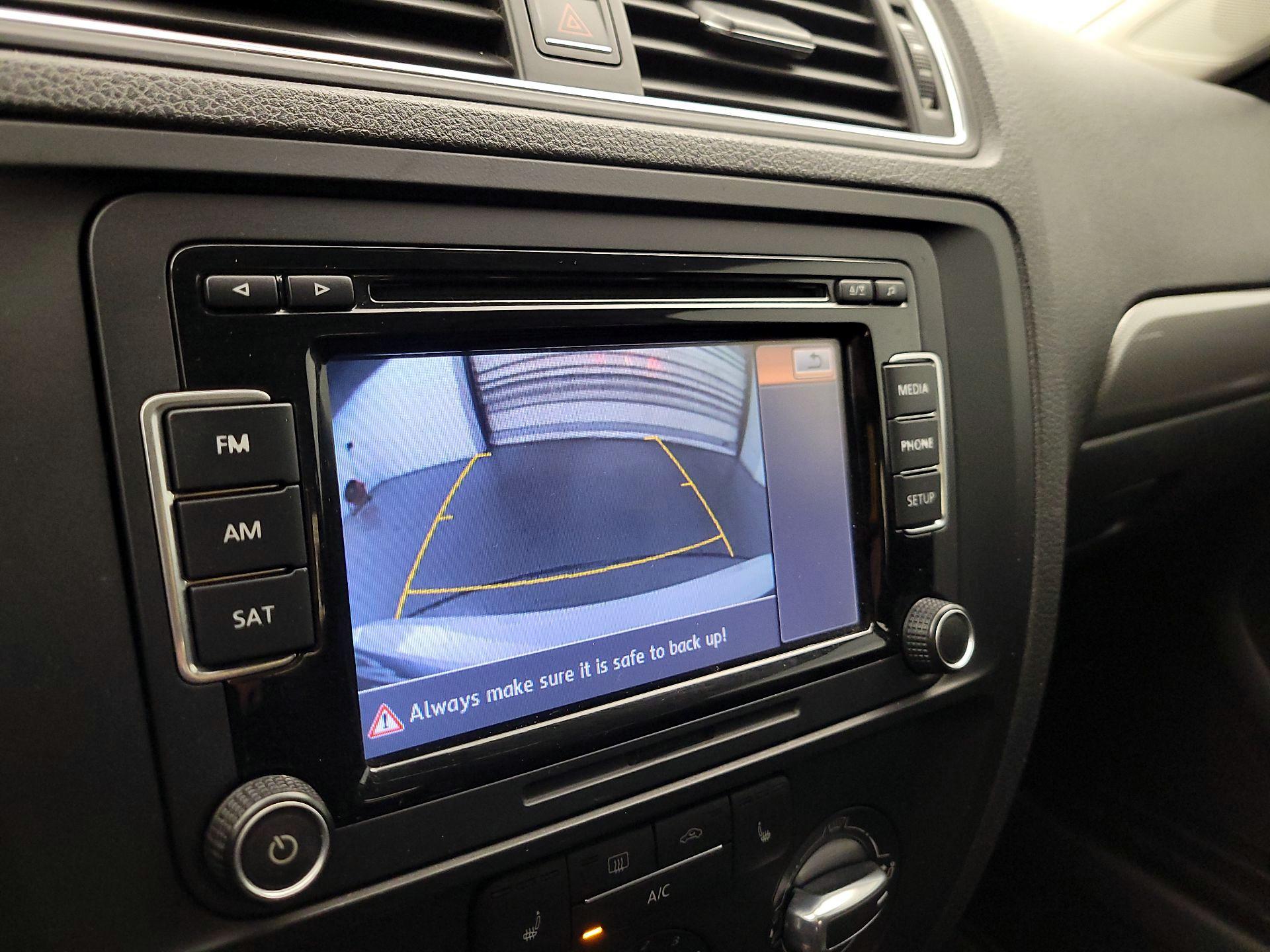 Thumbnail: 2015 Volkswagen Jetta - 14