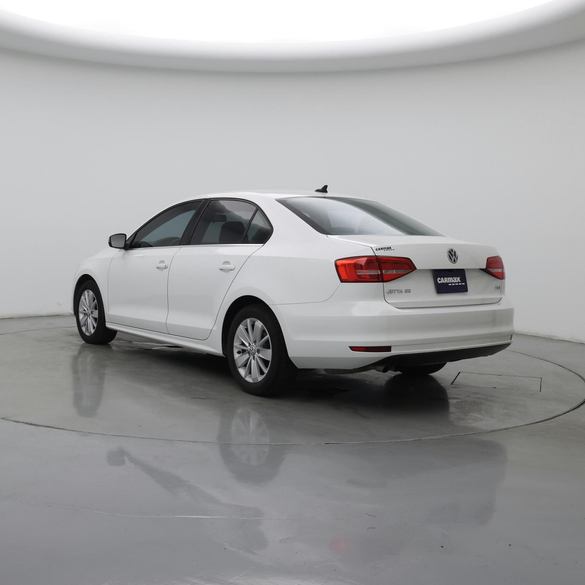 Thumbnail: 2015 Volkswagen Jetta - 2