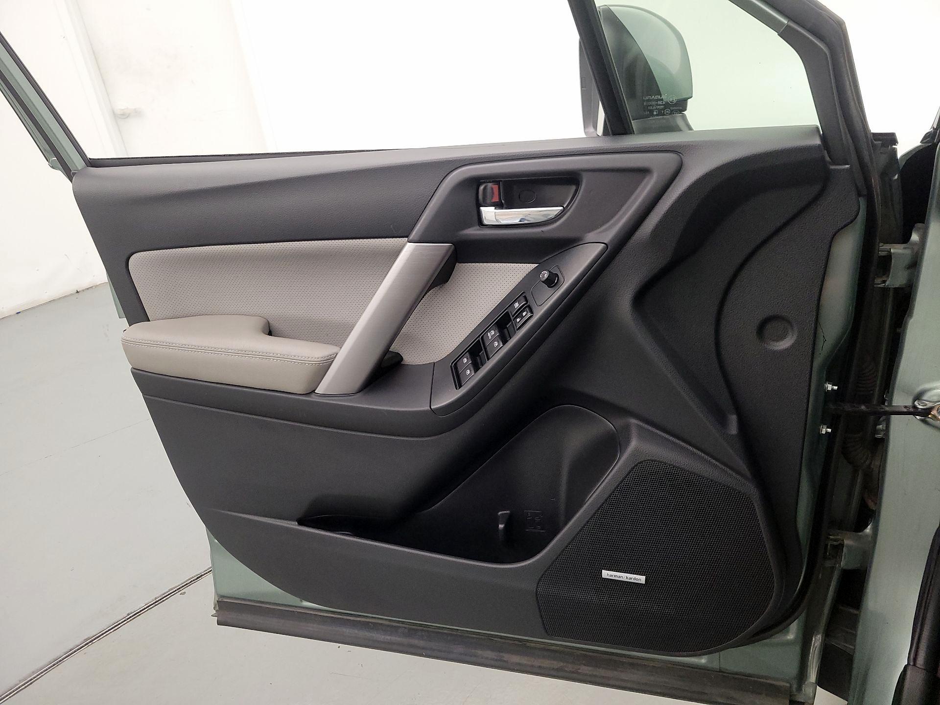 Thumbnail: 2015 Subaru Forester - 12