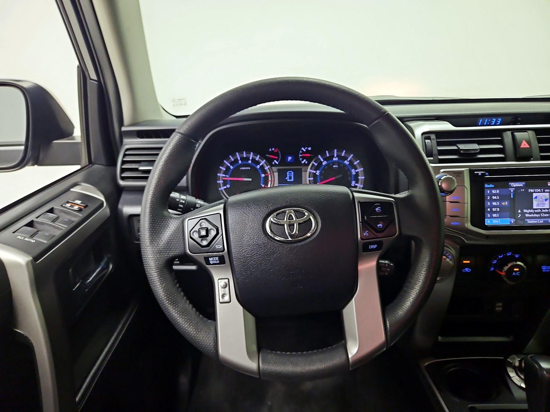 Thumbnail: 2019 Toyota 4Runner - 10