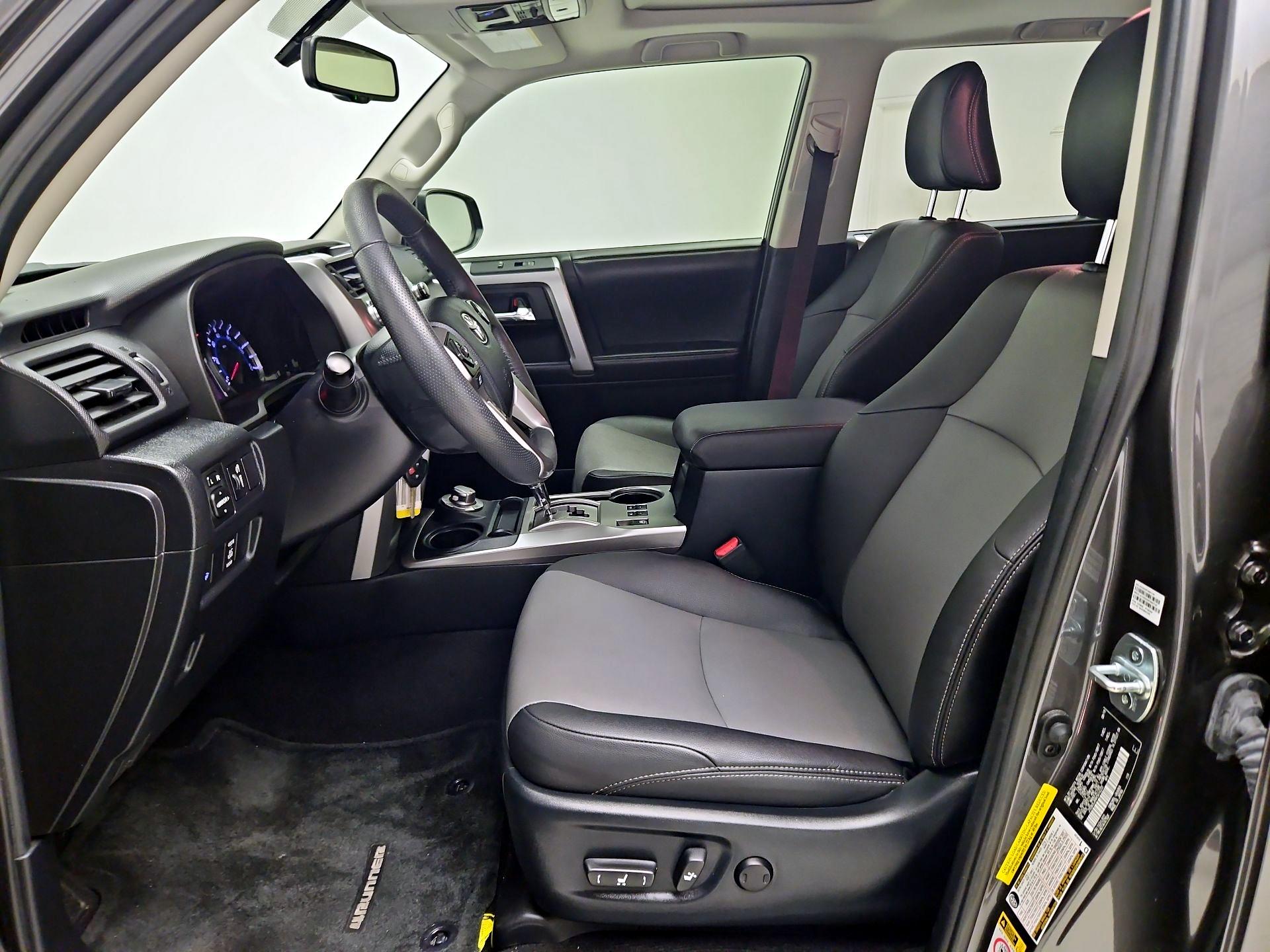 Thumbnail: 2019 Toyota 4Runner - 11