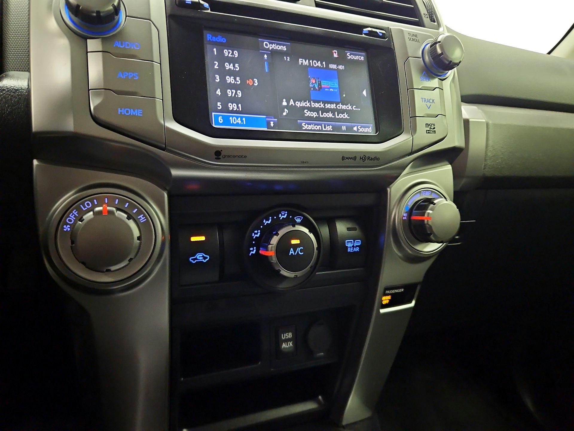Thumbnail: 2019 Toyota 4Runner - 15