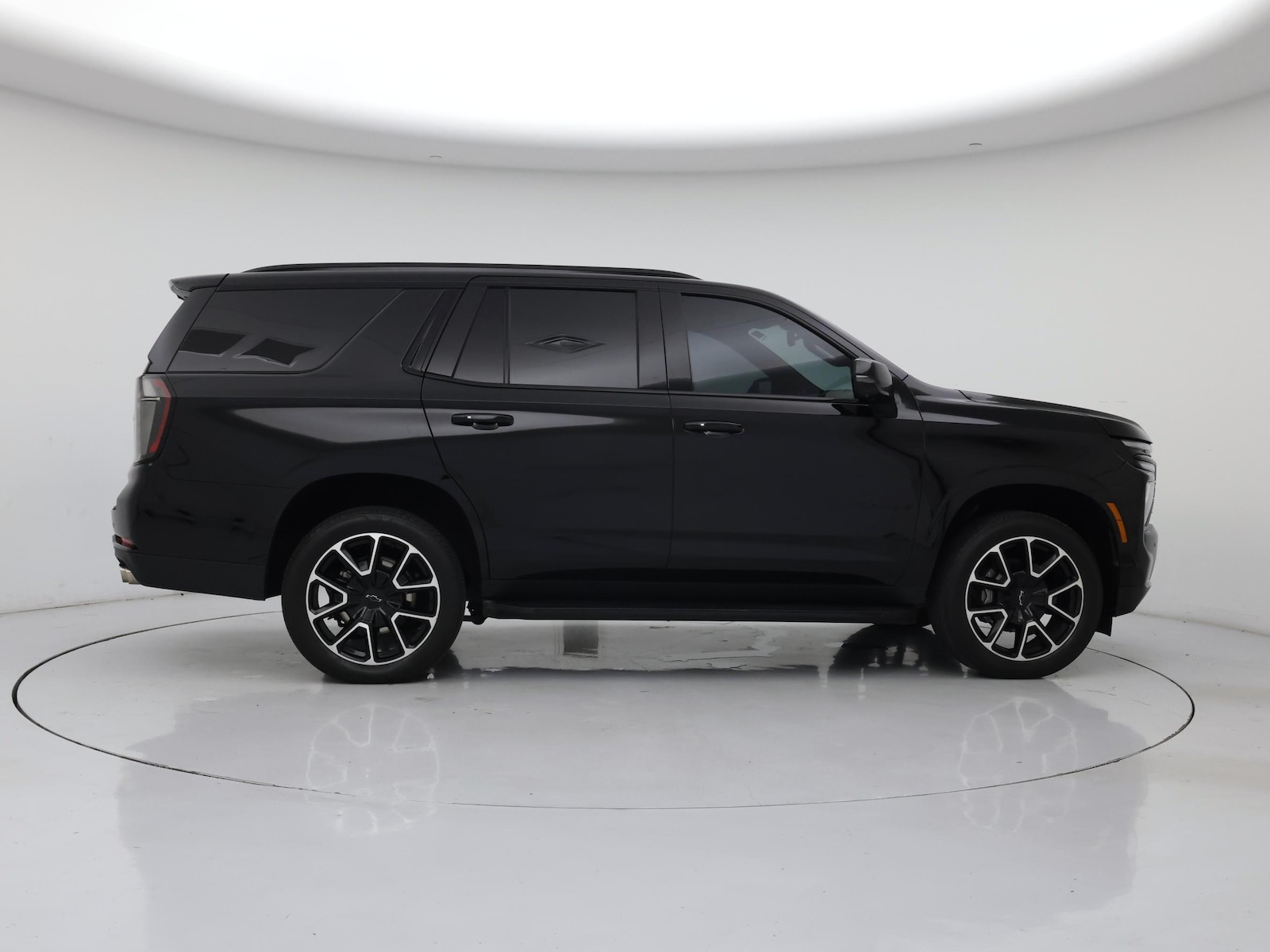 2025 Chevrolet Tahoe RST - Photo 8