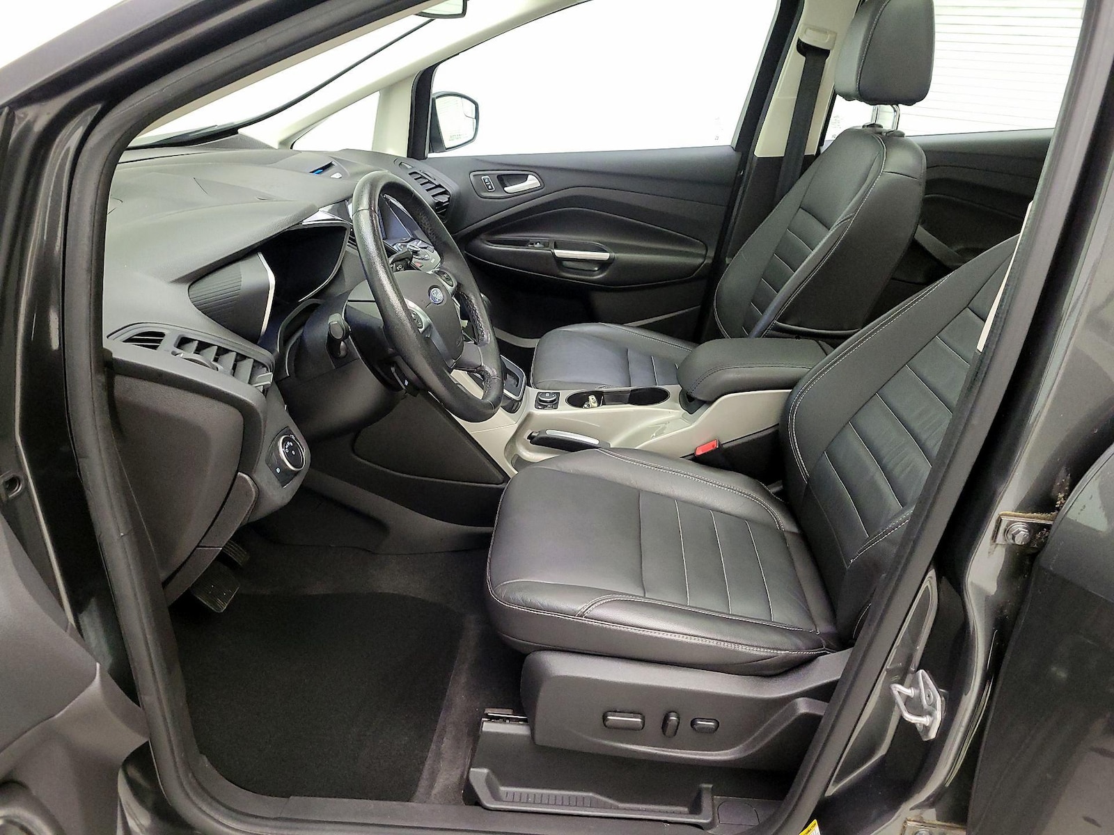 2016 Ford C-Max Energi SEL - Photo 12