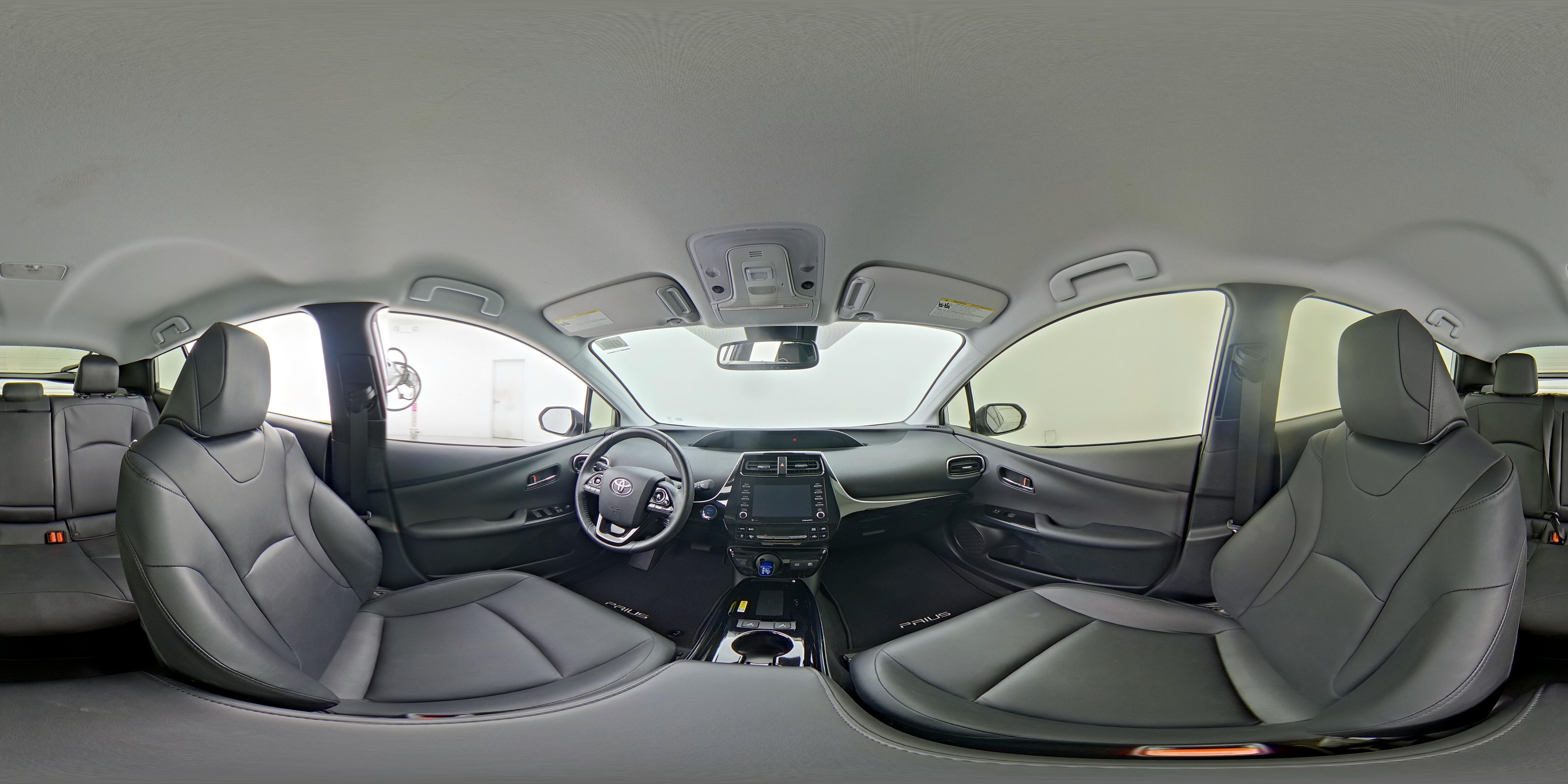 2021 Toyota Prius XLE - Photo 24
