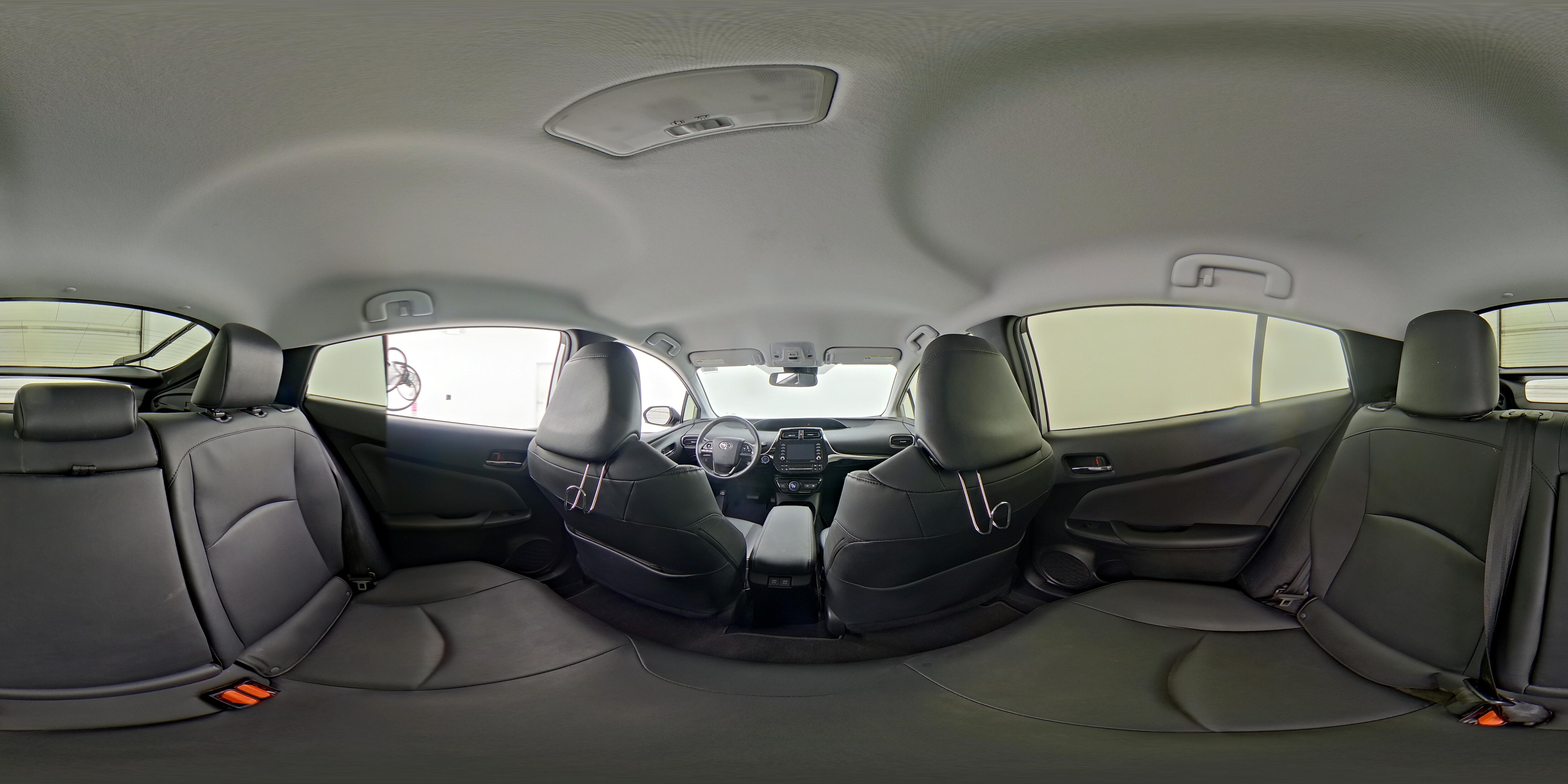 2021 Toyota Prius XLE - Photo 25