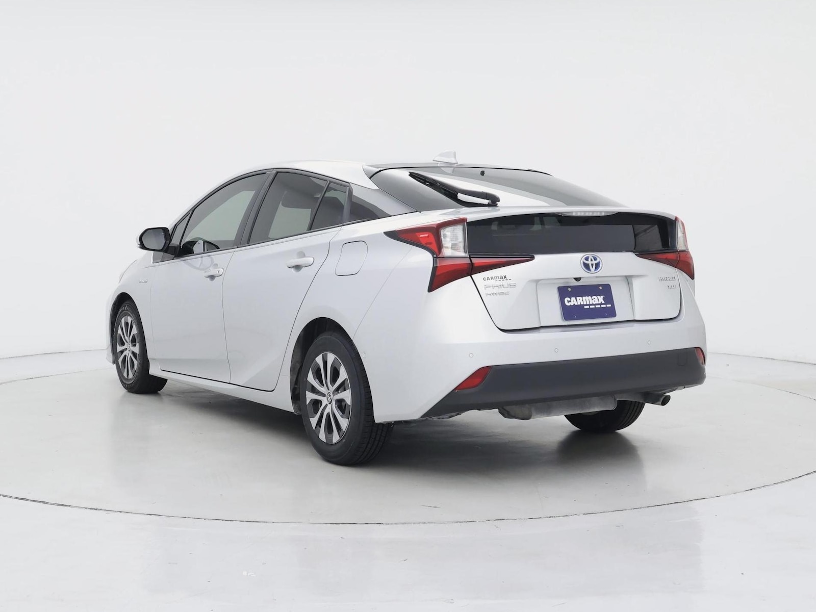 2021 Toyota Prius XLE - Photo 3