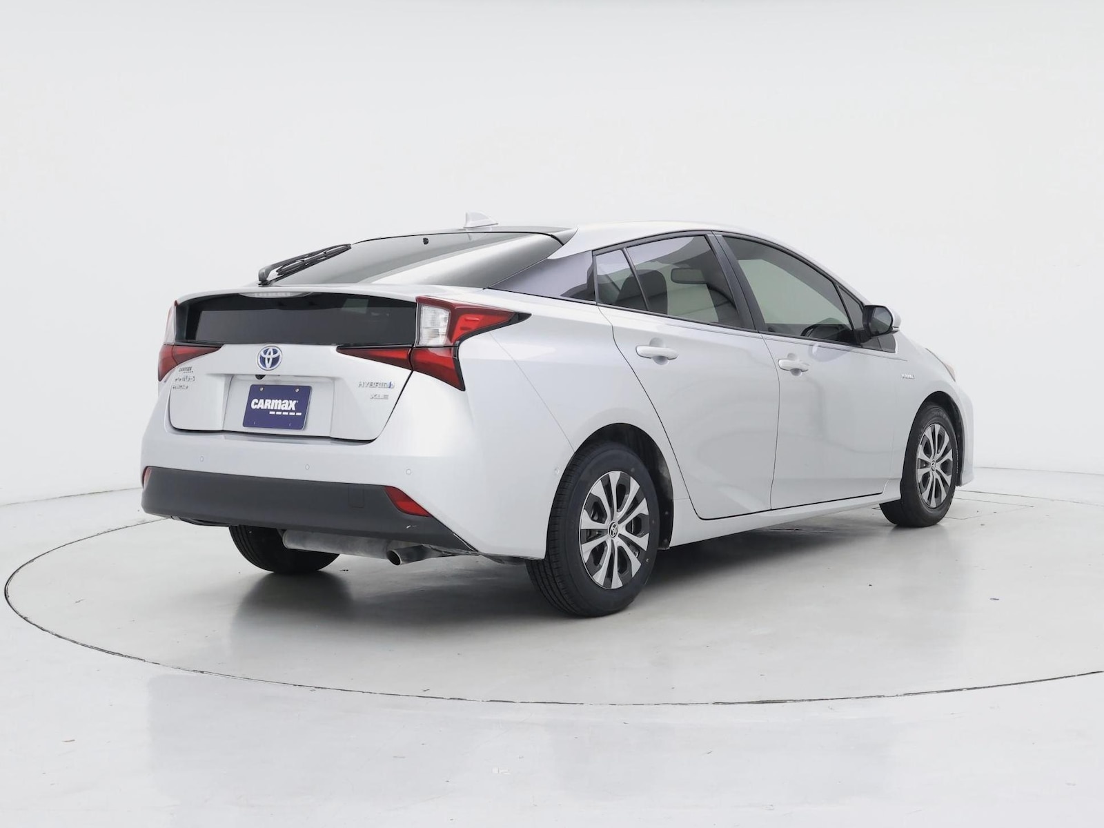 2021 Toyota Prius XLE - Photo 9