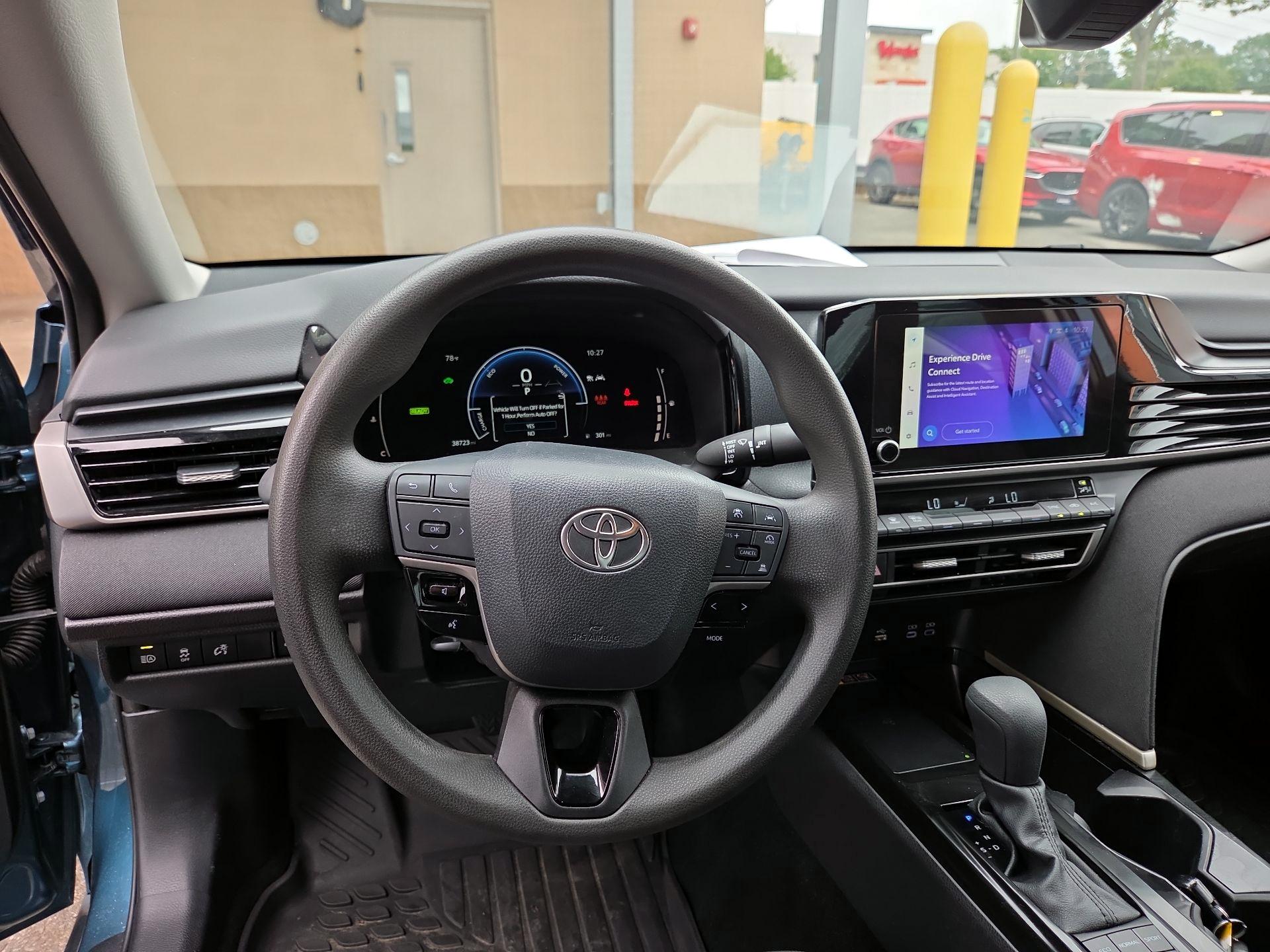 Thumbnail: 2025 Toyota Camry - 10