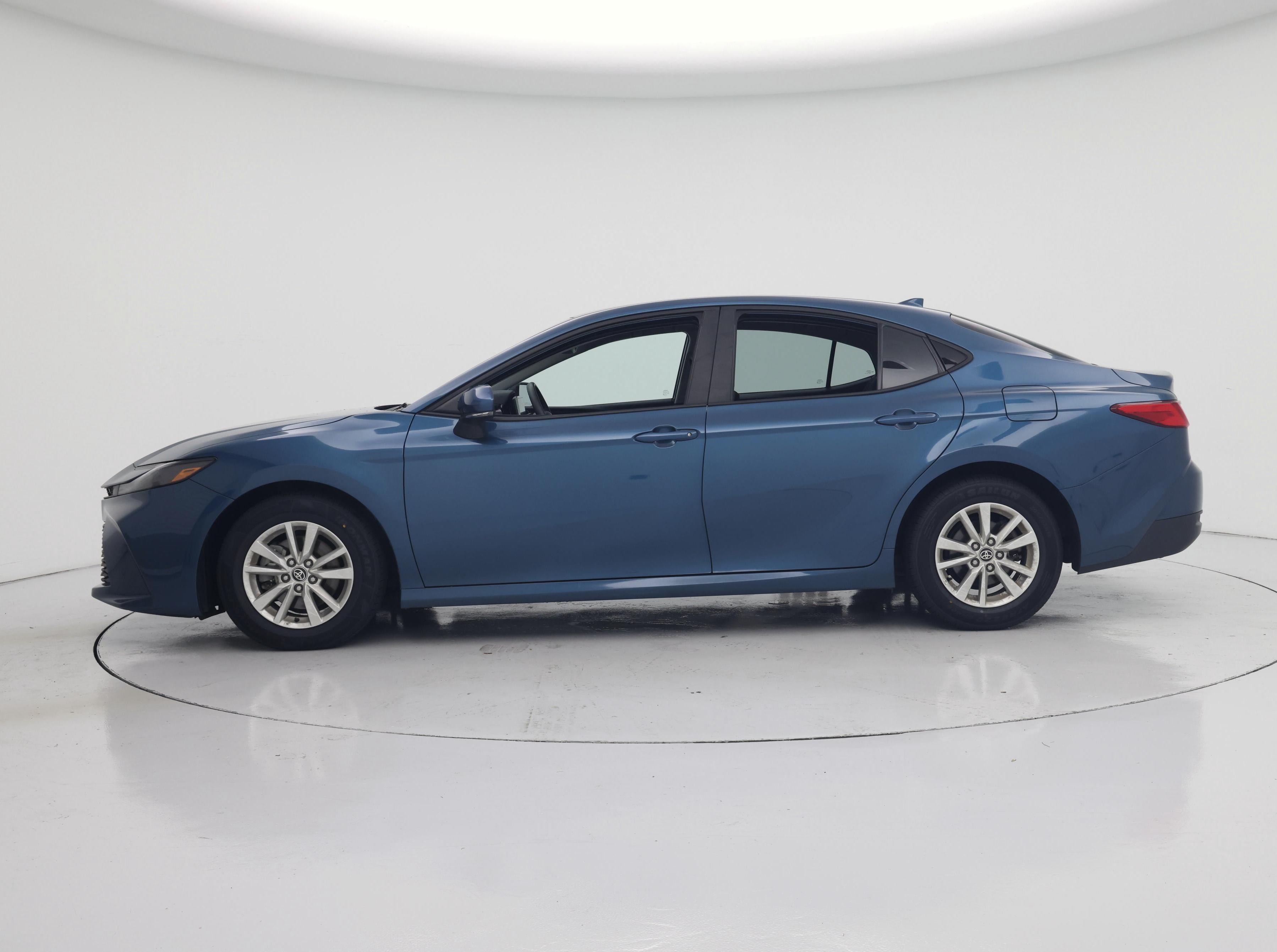 Thumbnail: 2025 Toyota Camry - 3