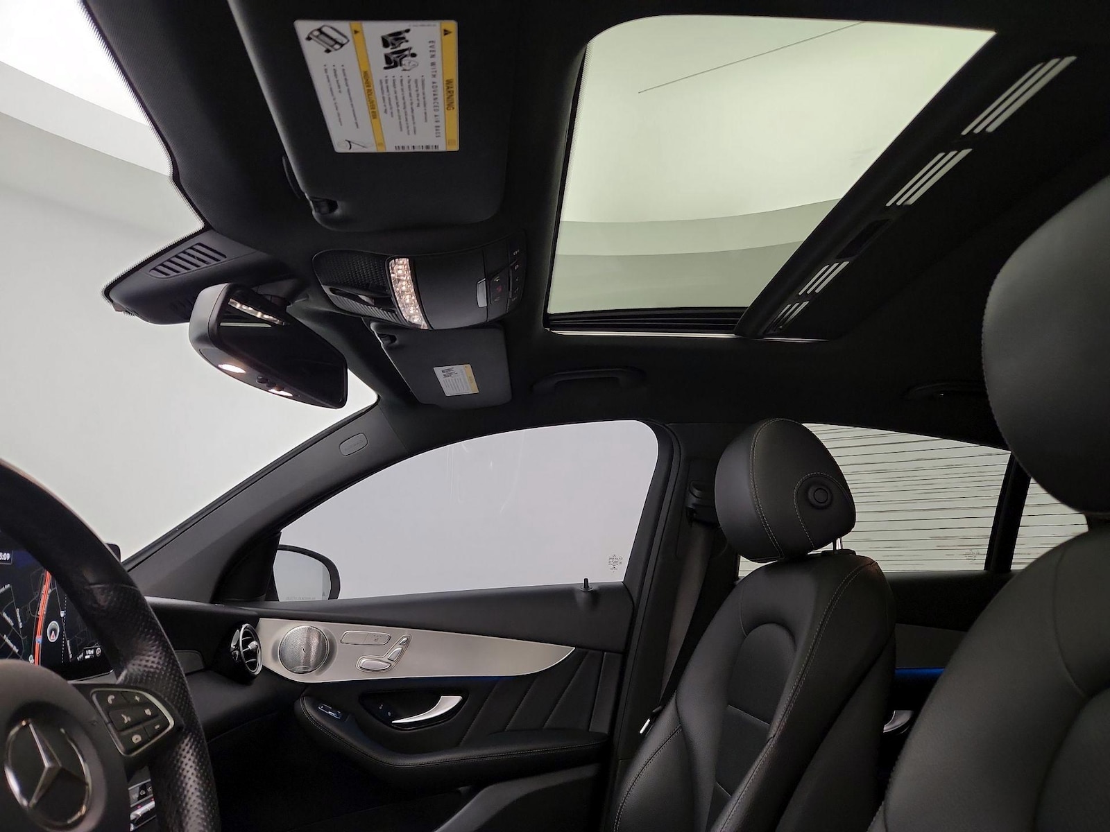 Sunroof(s) & Overhead Airbags