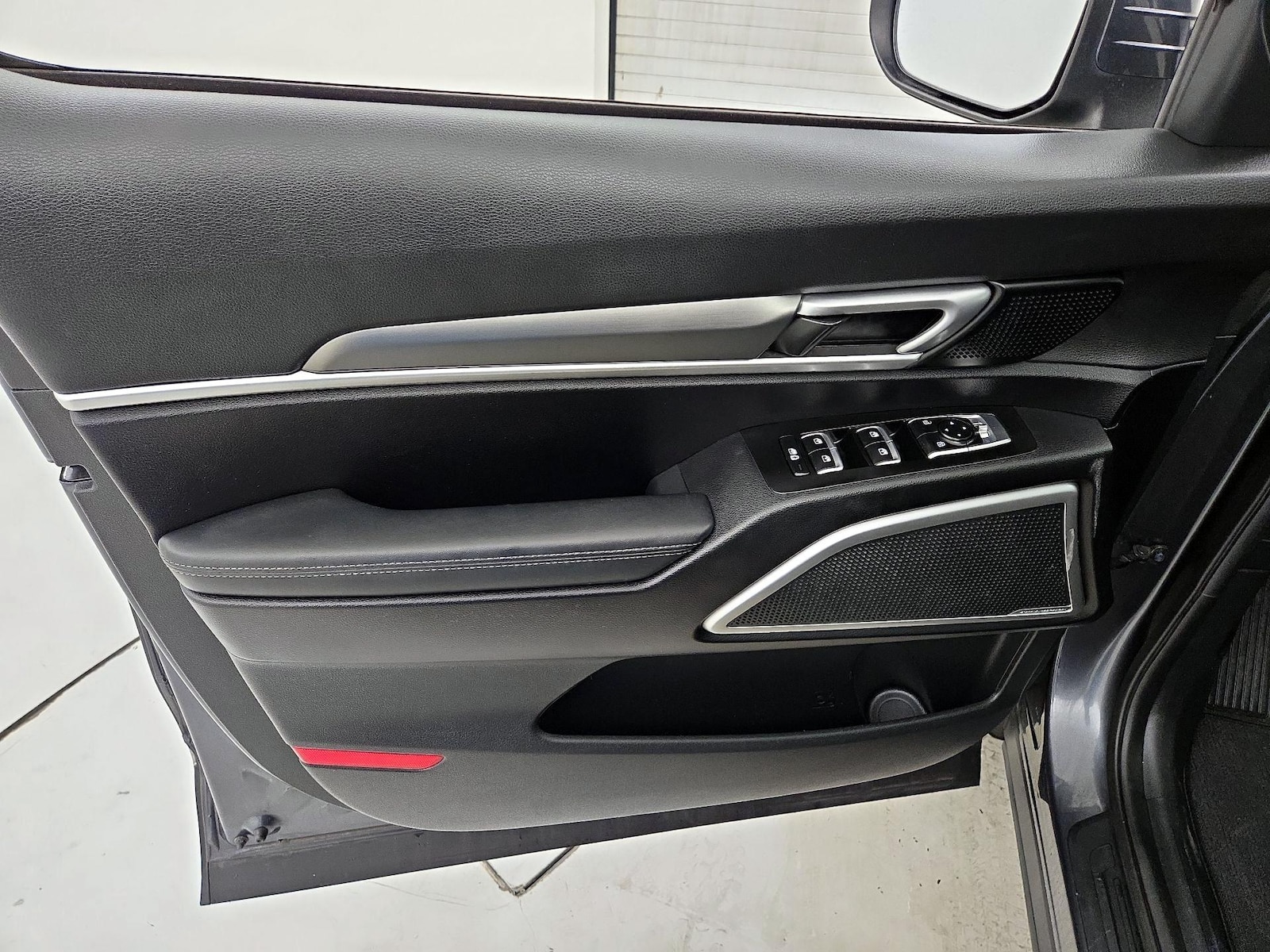 2022 Kia Telluride S - Photo 13