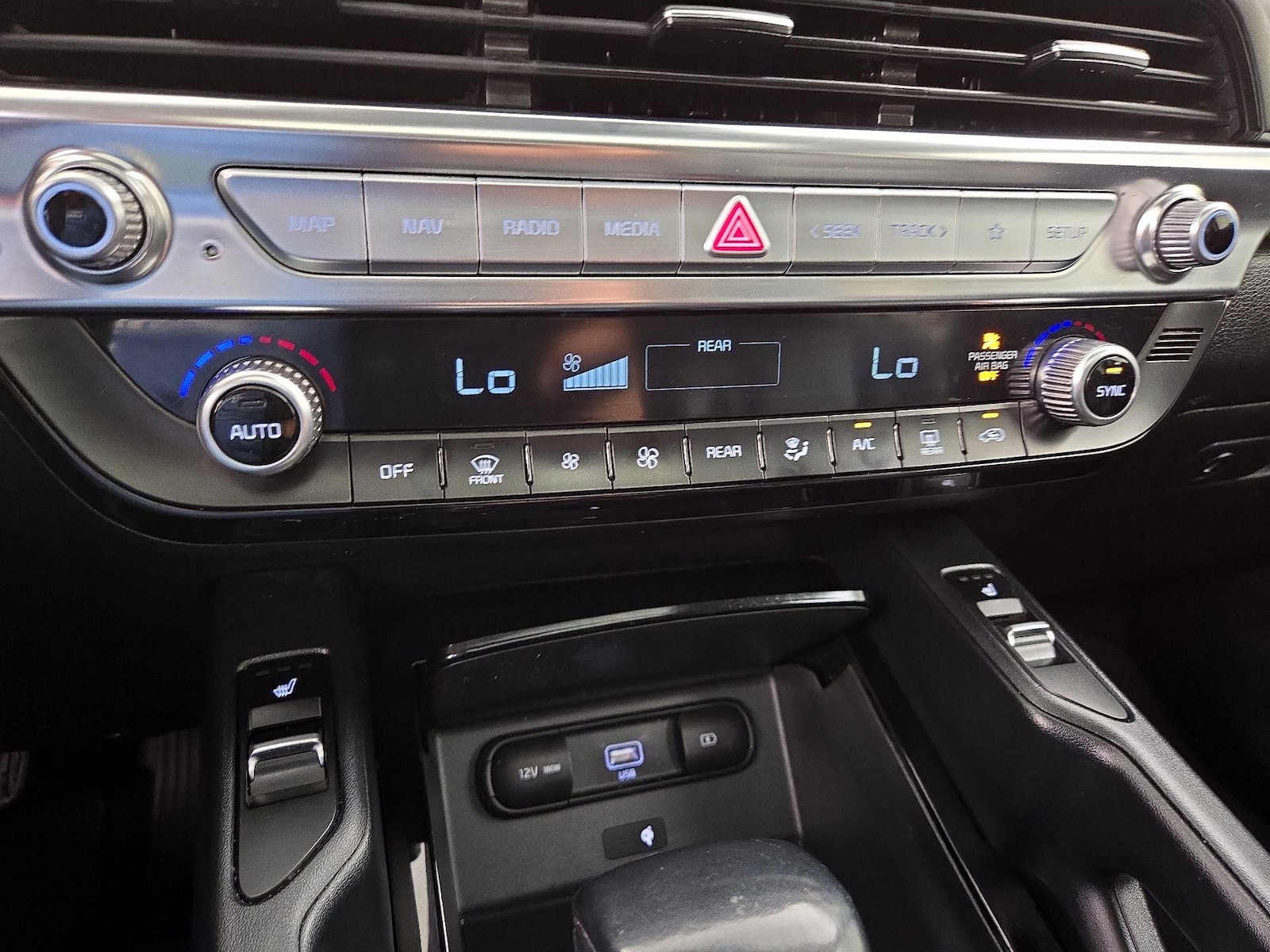 2022 Kia Telluride S - Photo 18