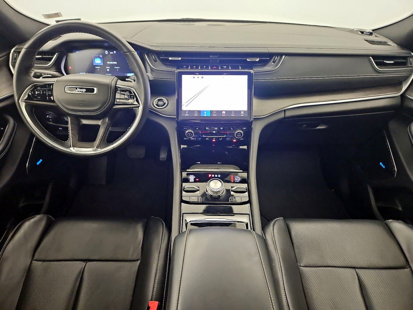 2022 Jeep Grand Cherokee Overland - Photo 10