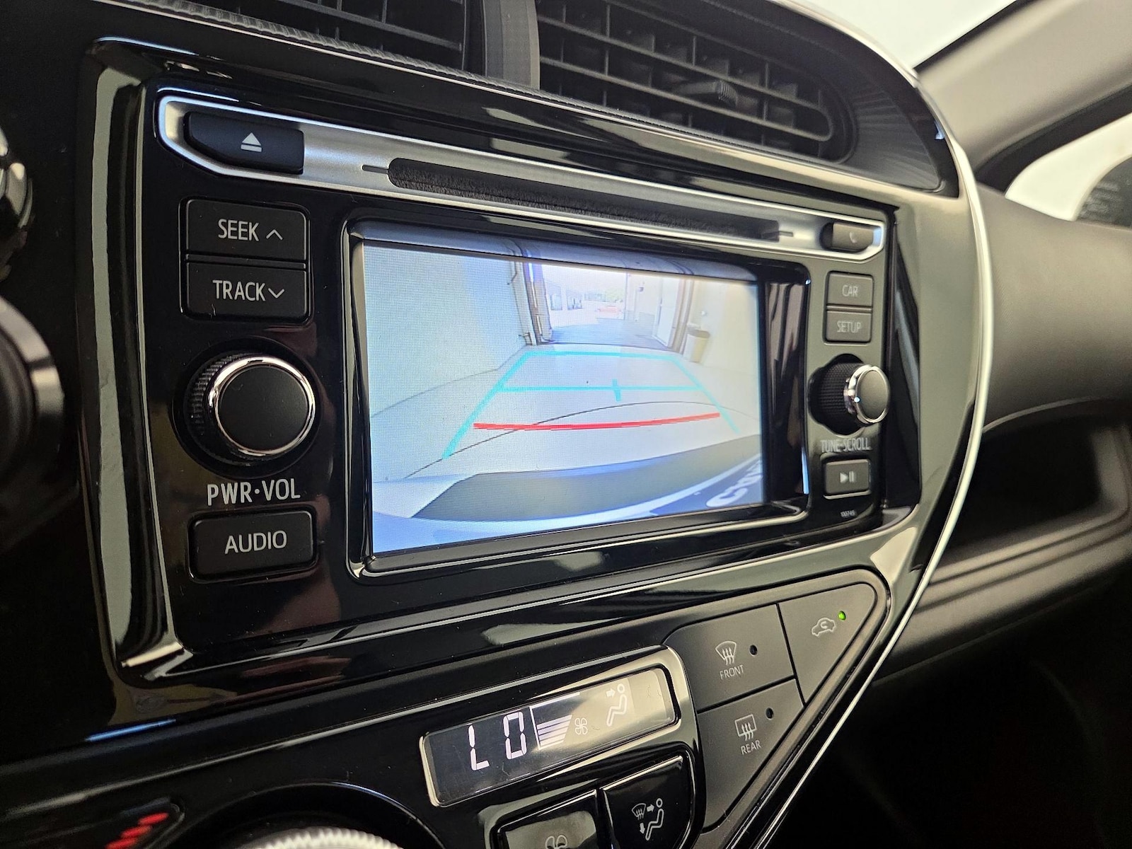 2018 Toyota Prius c One - Photo 15