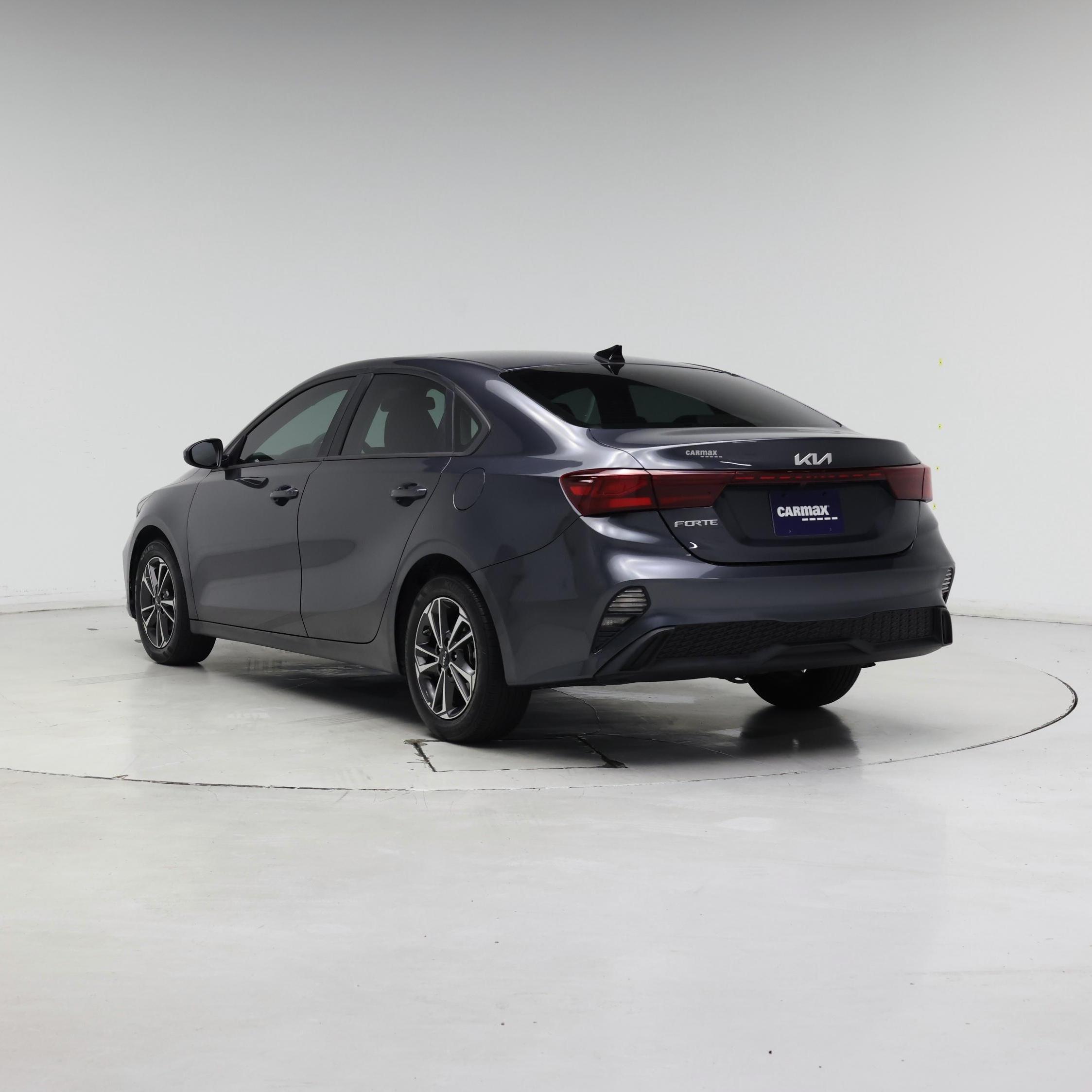 Thumbnail: 2024 Kia Forte - 2
