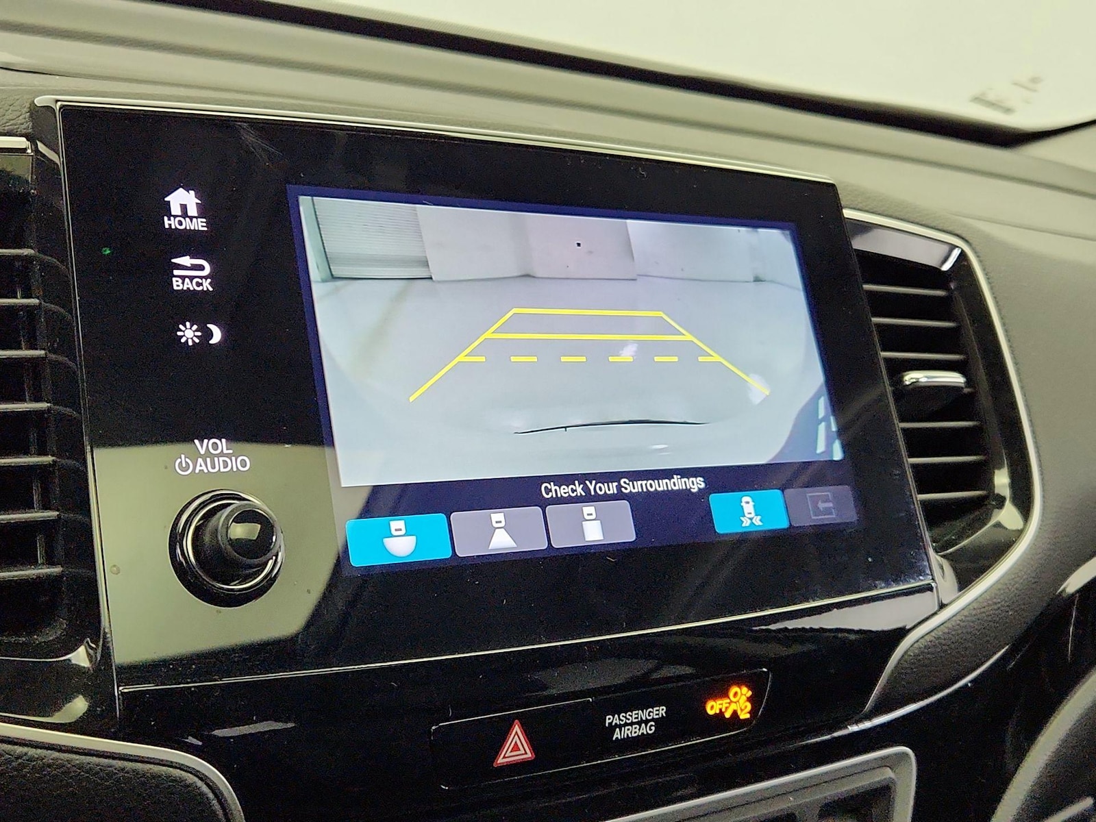 2021 Honda Pilot Touring - Photo 16