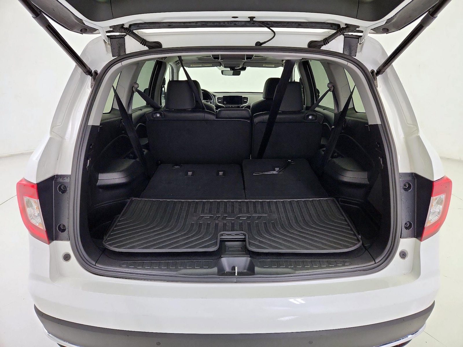 2021 Honda Pilot Touring - Photo 25