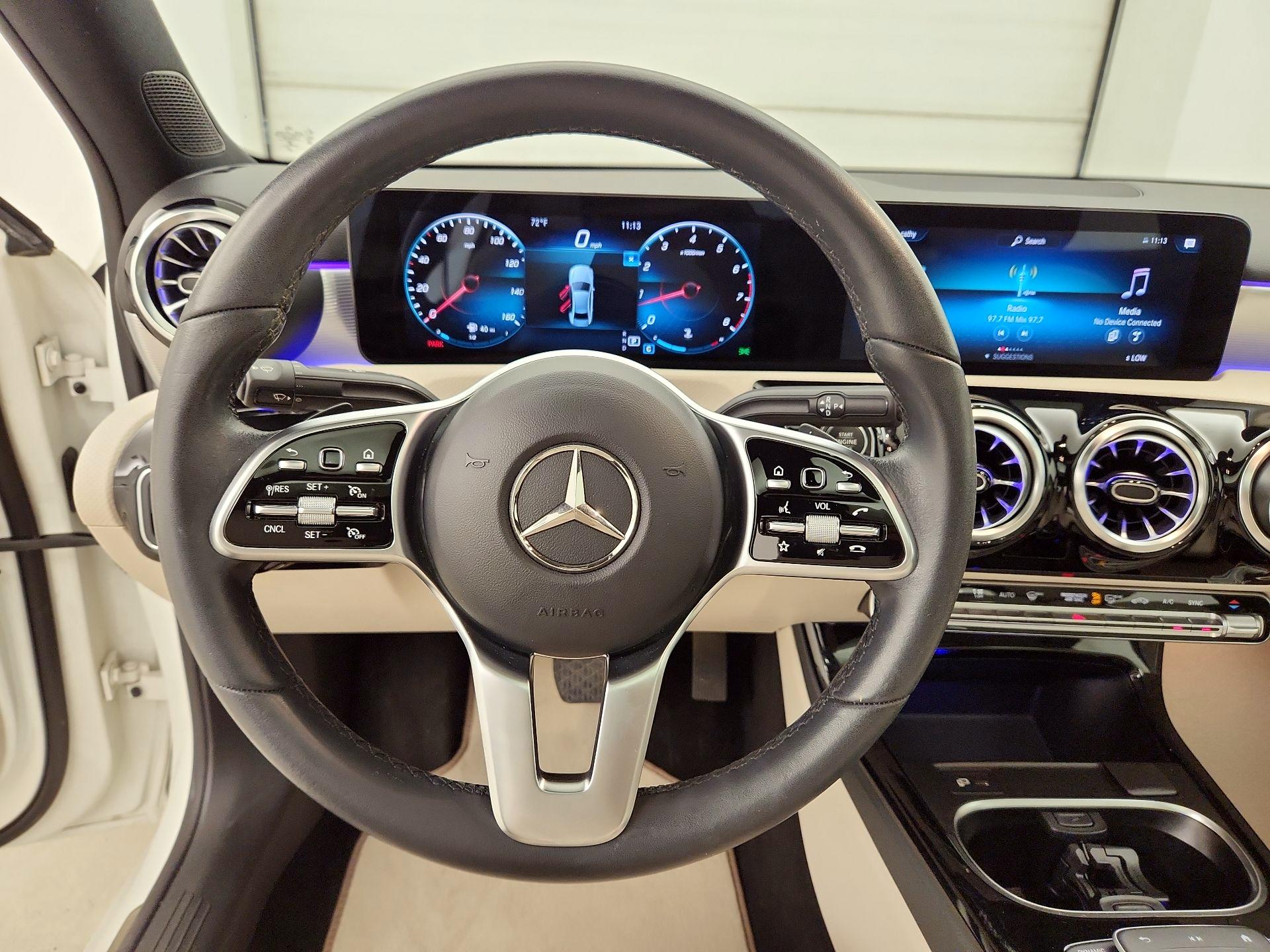 Thumbnail: 2022 Mercedes-Benz A-Class - 10
