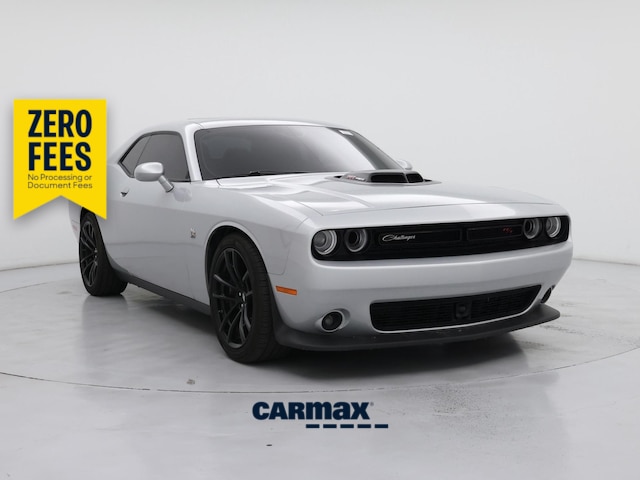 Silver 2022 Dodge Challenger Coupe Rear-Wheel Drive Automatic