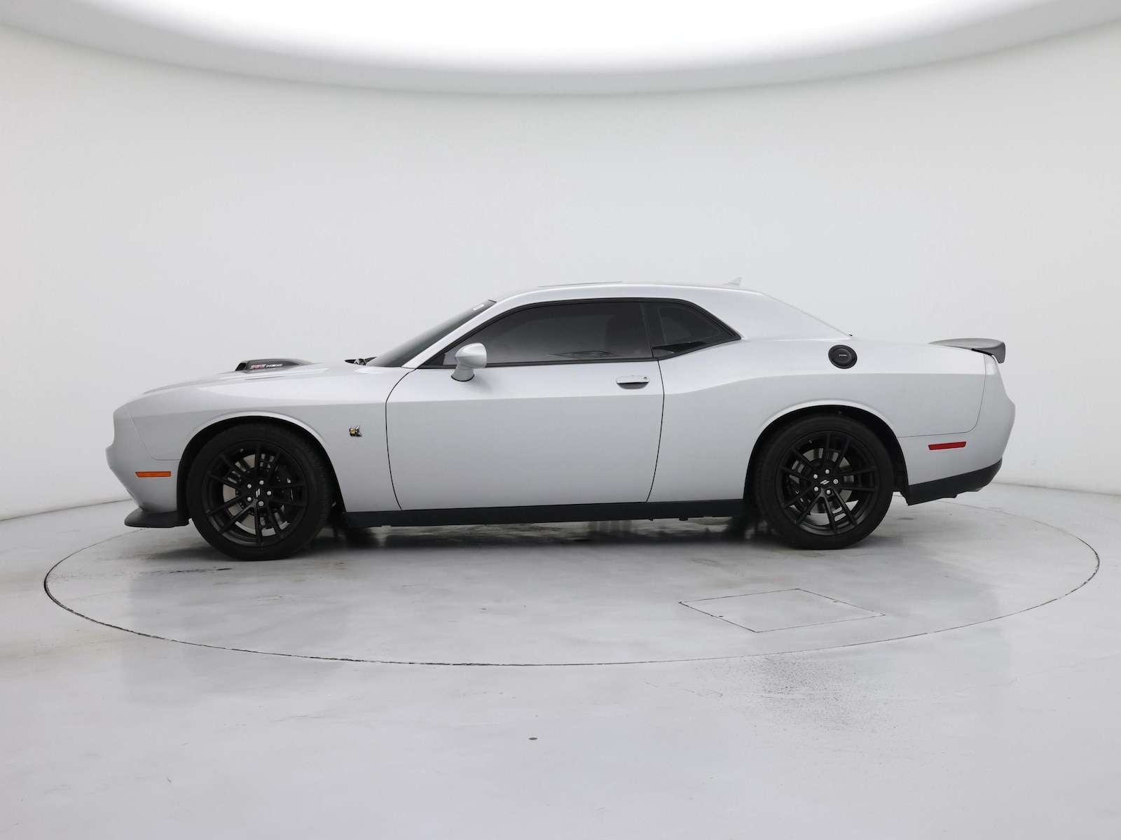 2022 Dodge Challenger R/T - Photo 4