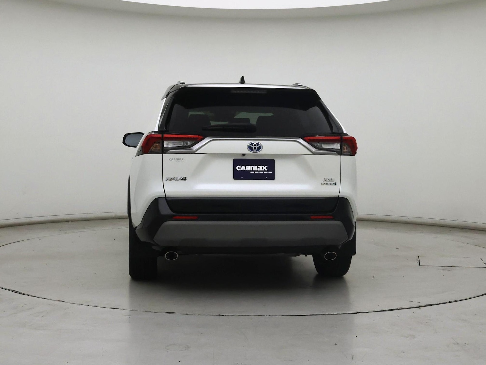 2020 Toyota RAV4 XSE - Photo 7