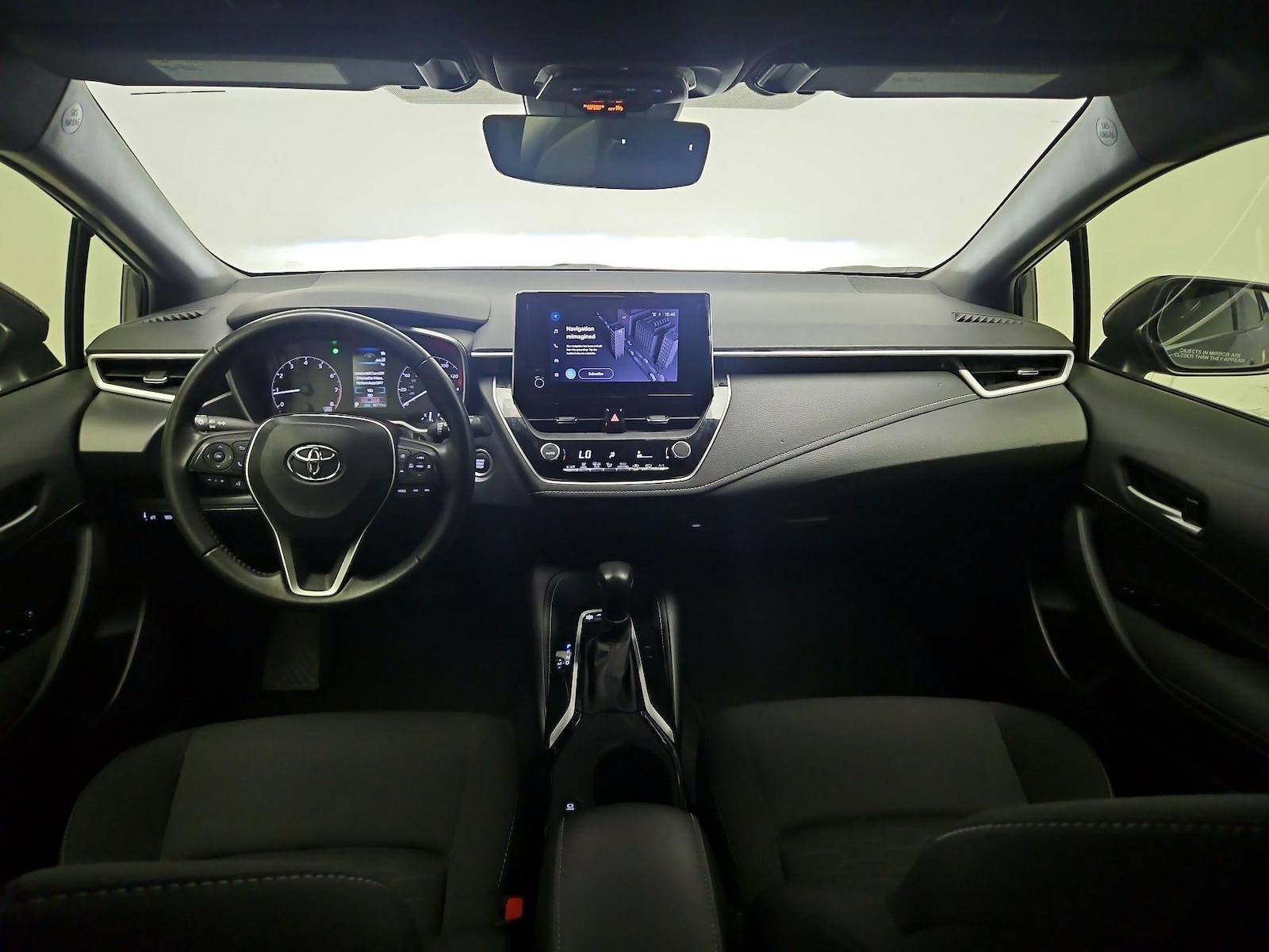 2024 Toyota Corolla Hatchback SE - Photo 10