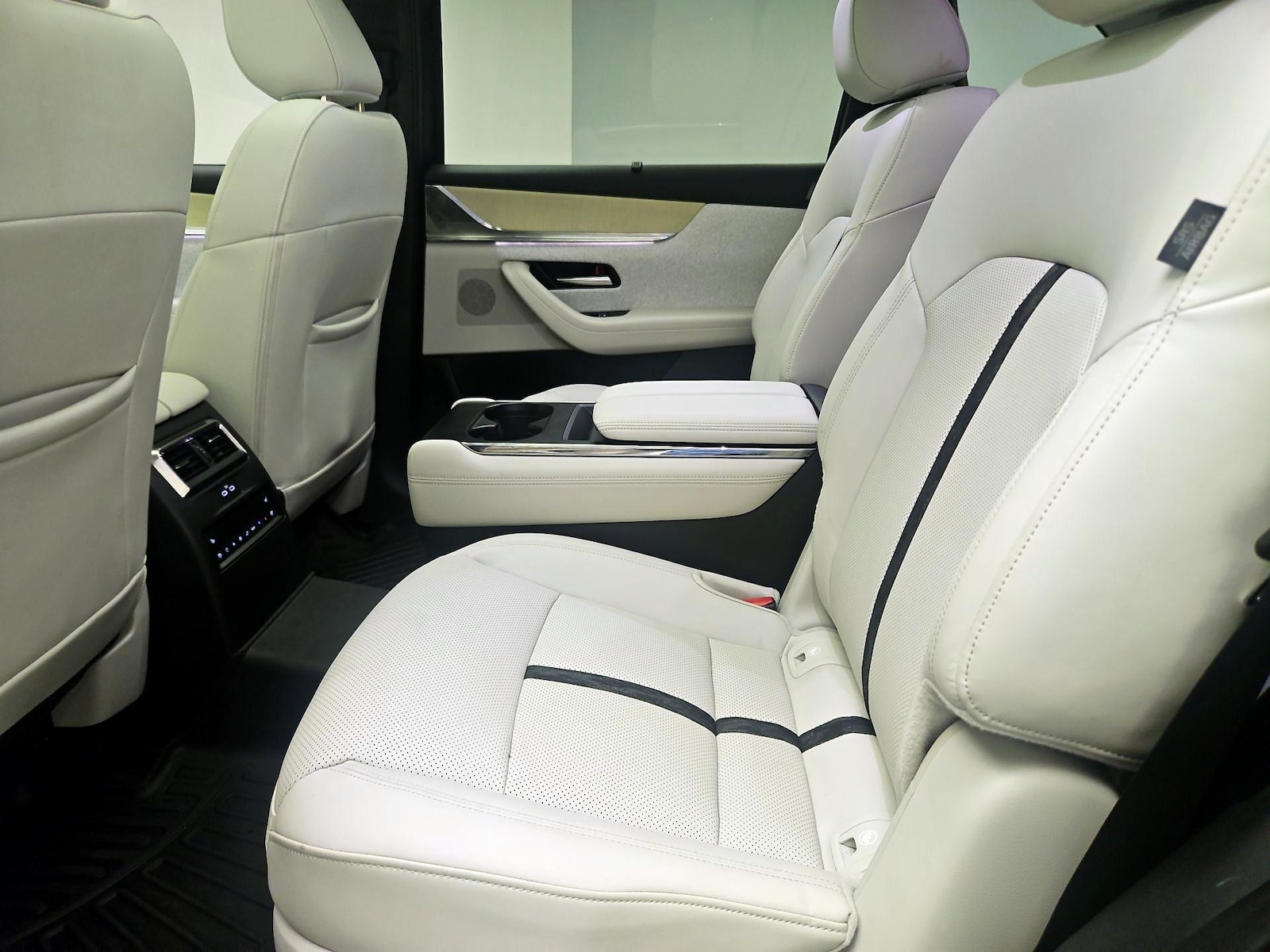 Rear Air Conditioning
