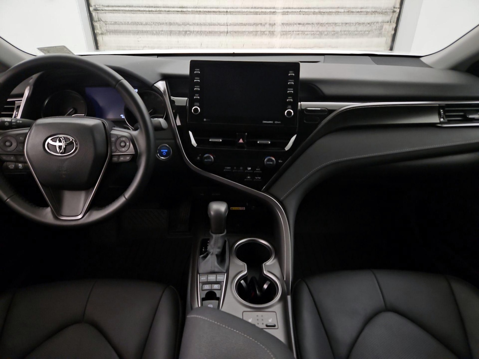 2024 Toyota Camry XSE - Photo 10