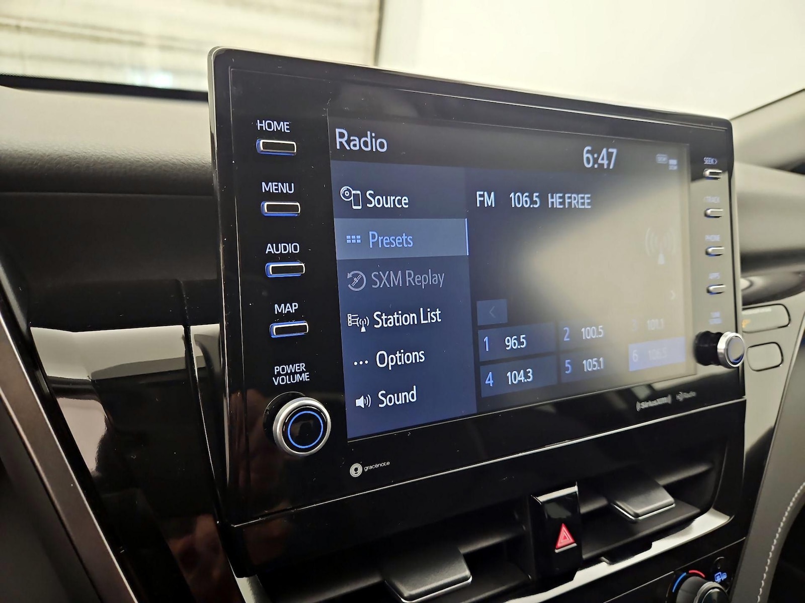 2024 Toyota Camry XSE - Photo 16