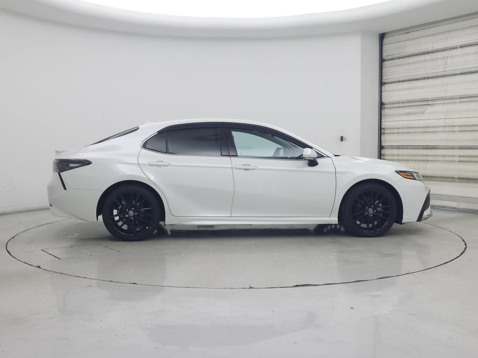 2024 Toyota Camry XSE - Photo 8
