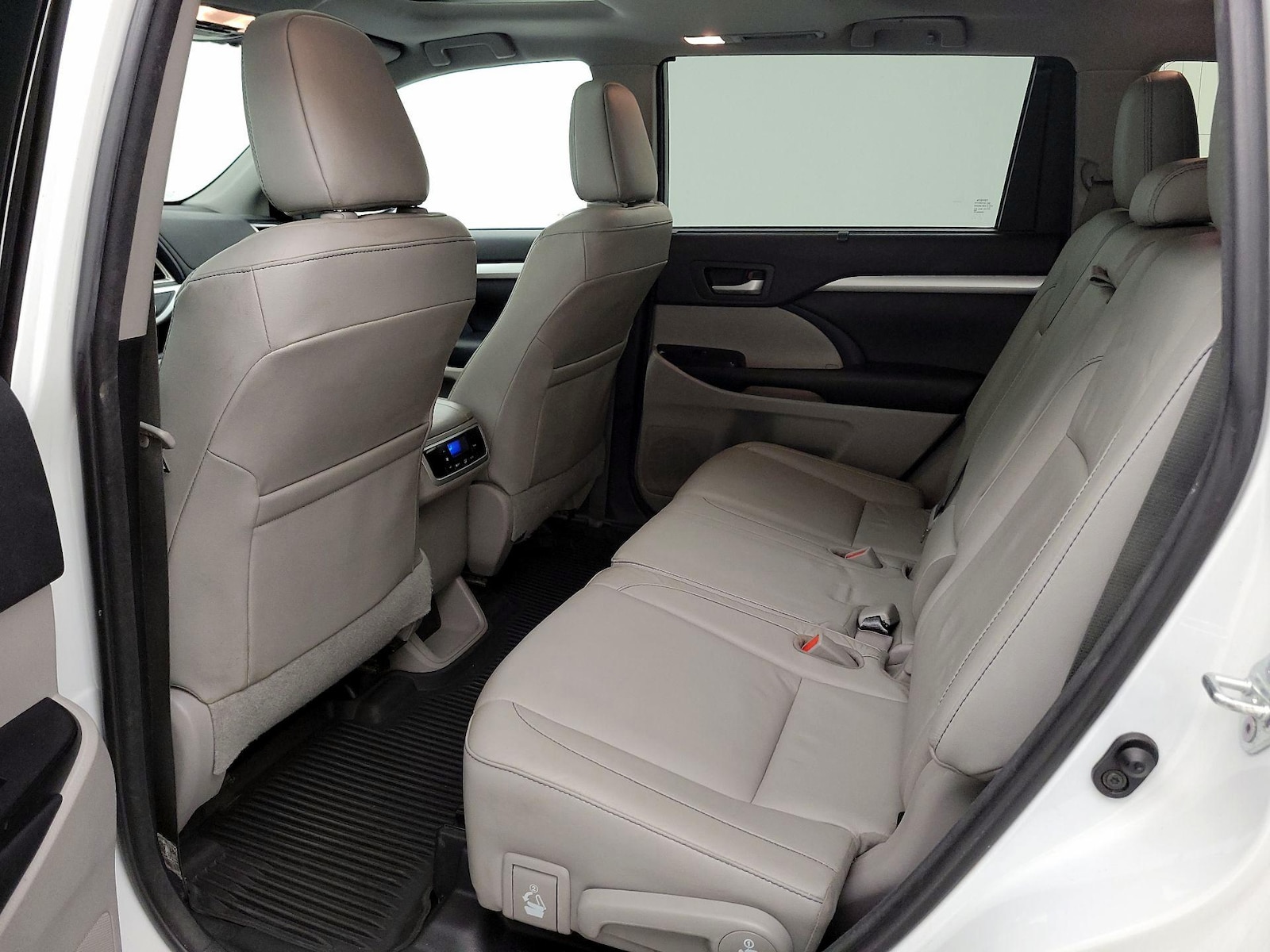 Rear Air Conditioning