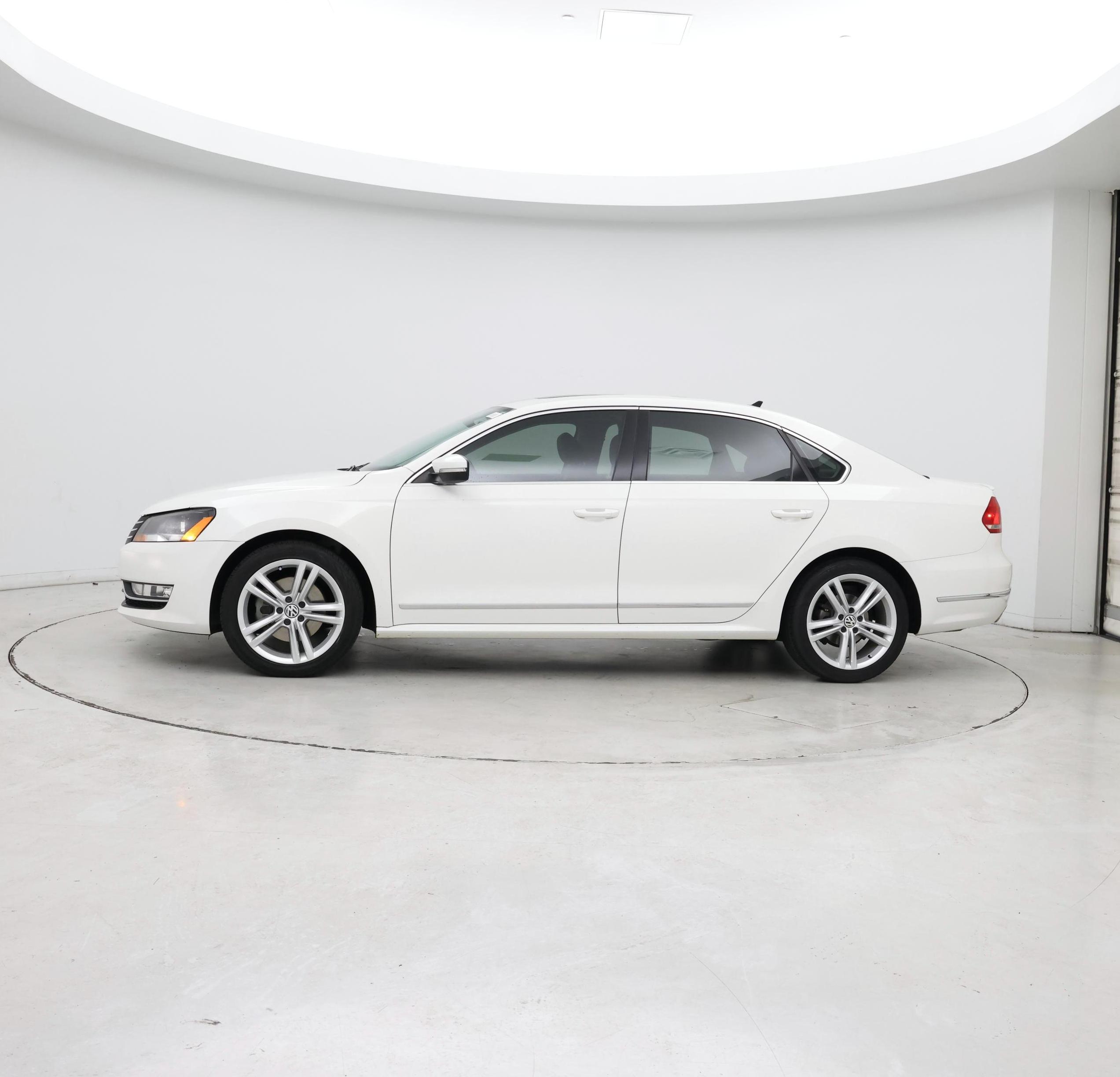 Thumbnail: 2015 Volkswagen Passat - 3