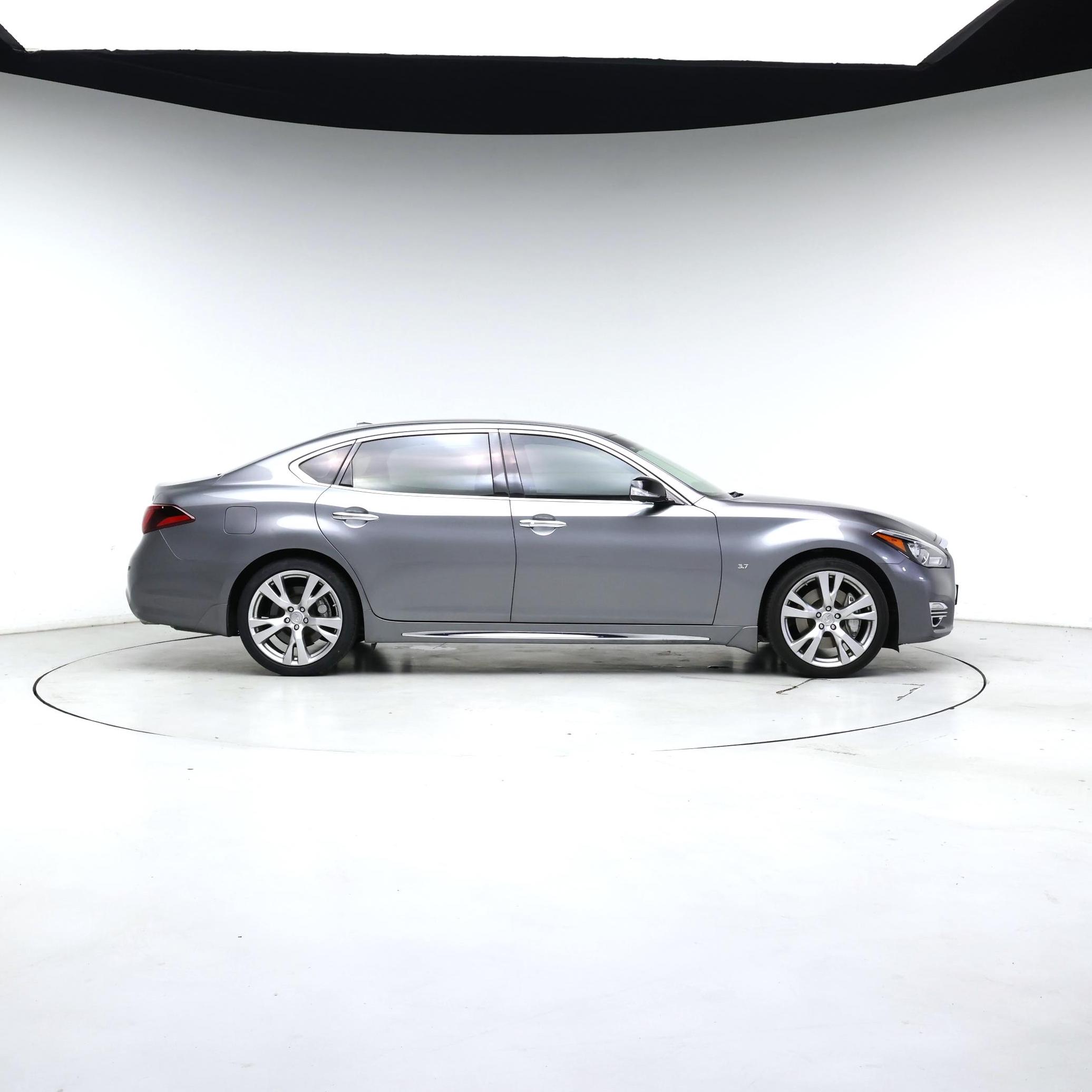 Thumbnail: 2017 INFINITI Q70 - 7