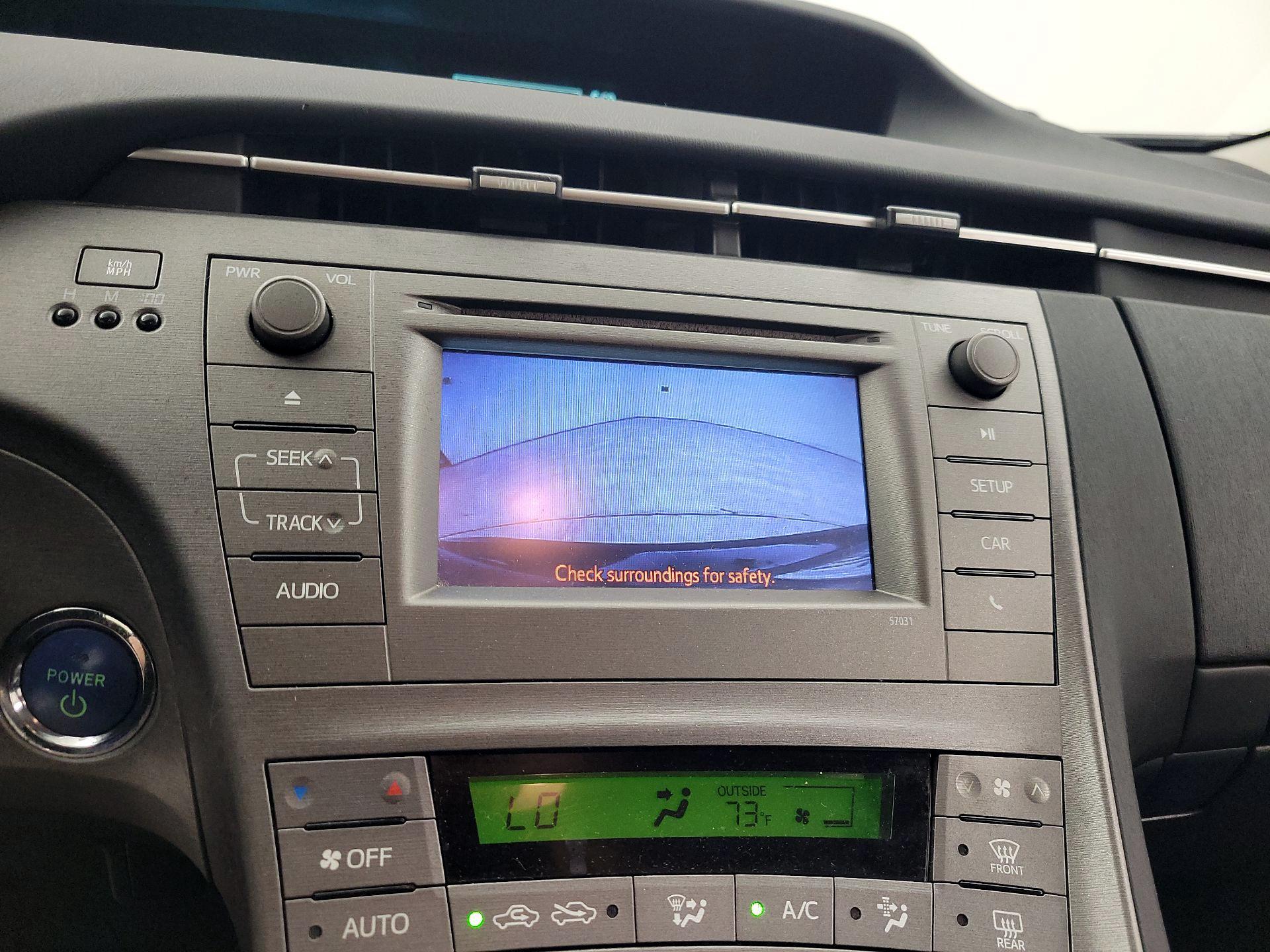 Thumbnail: 2015 Toyota Prius - 14