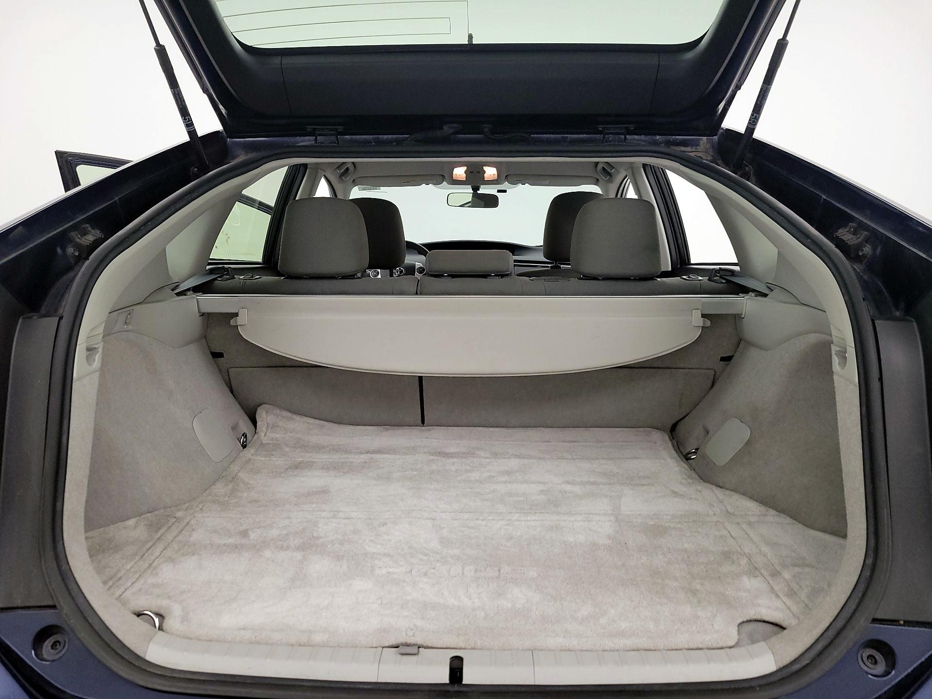 Thumbnail: 2015 Toyota Prius - 20