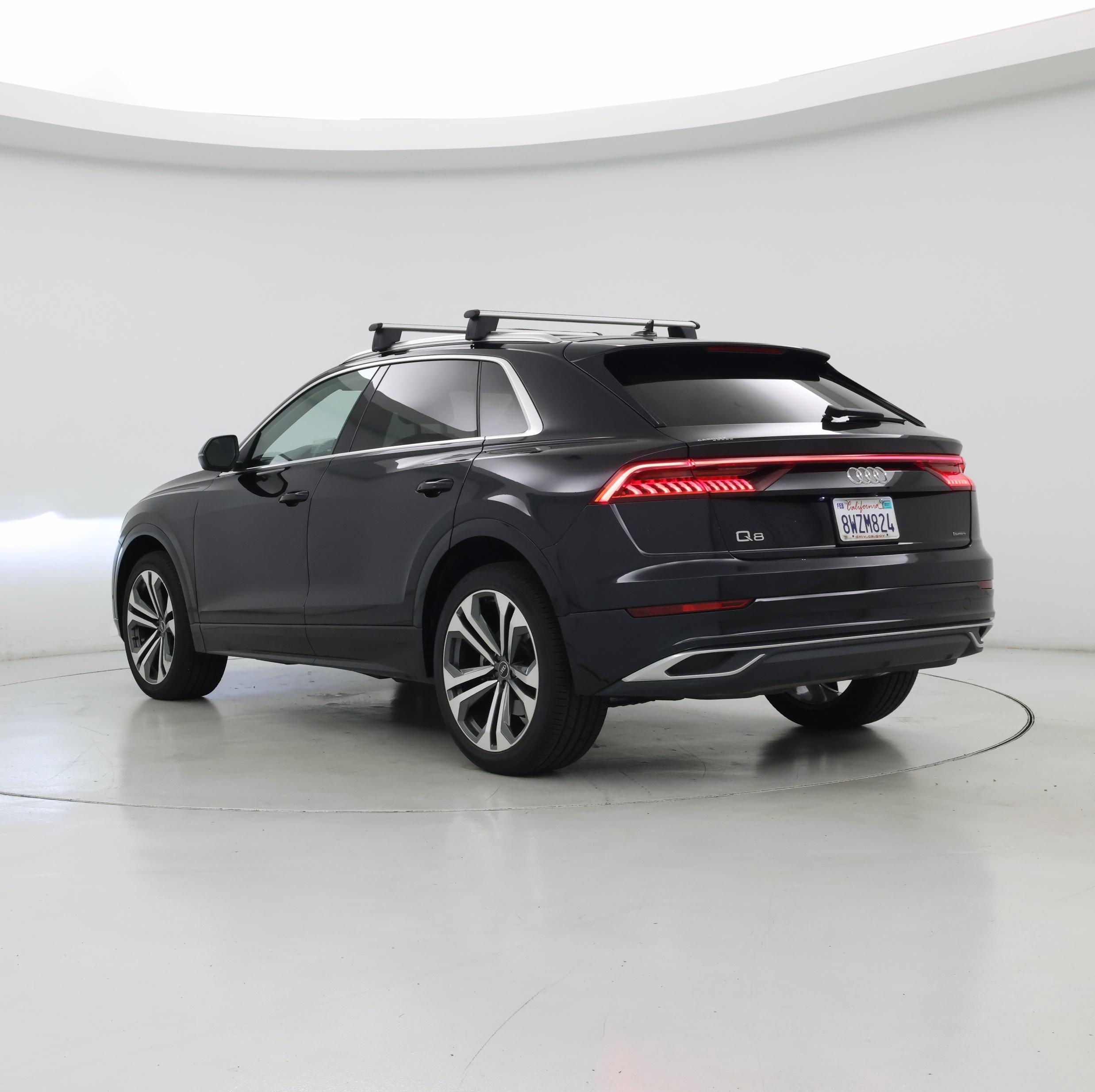 Thumbnail: 2021 Audi Q8 - 2