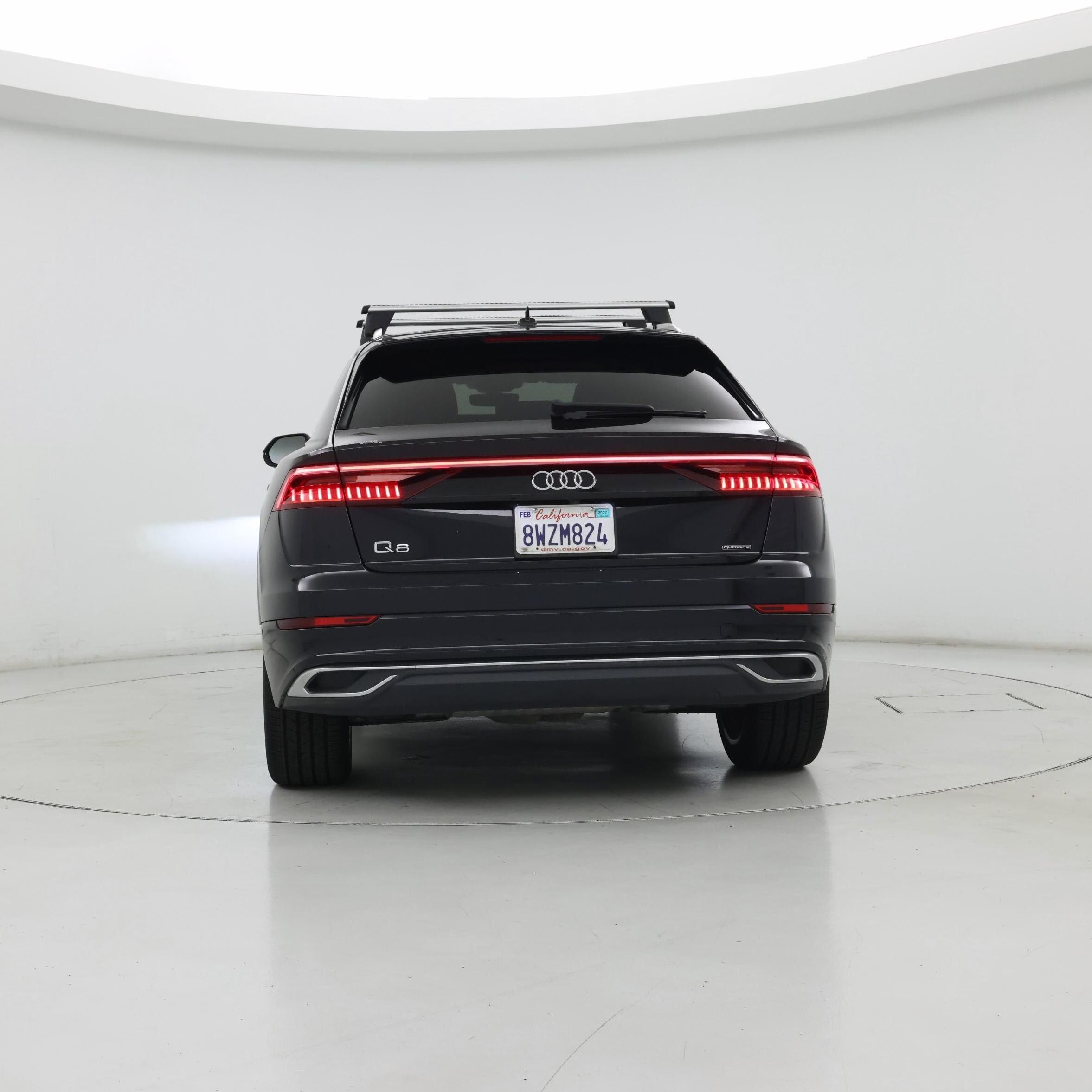 Thumbnail: 2021 Audi Q8 - 6