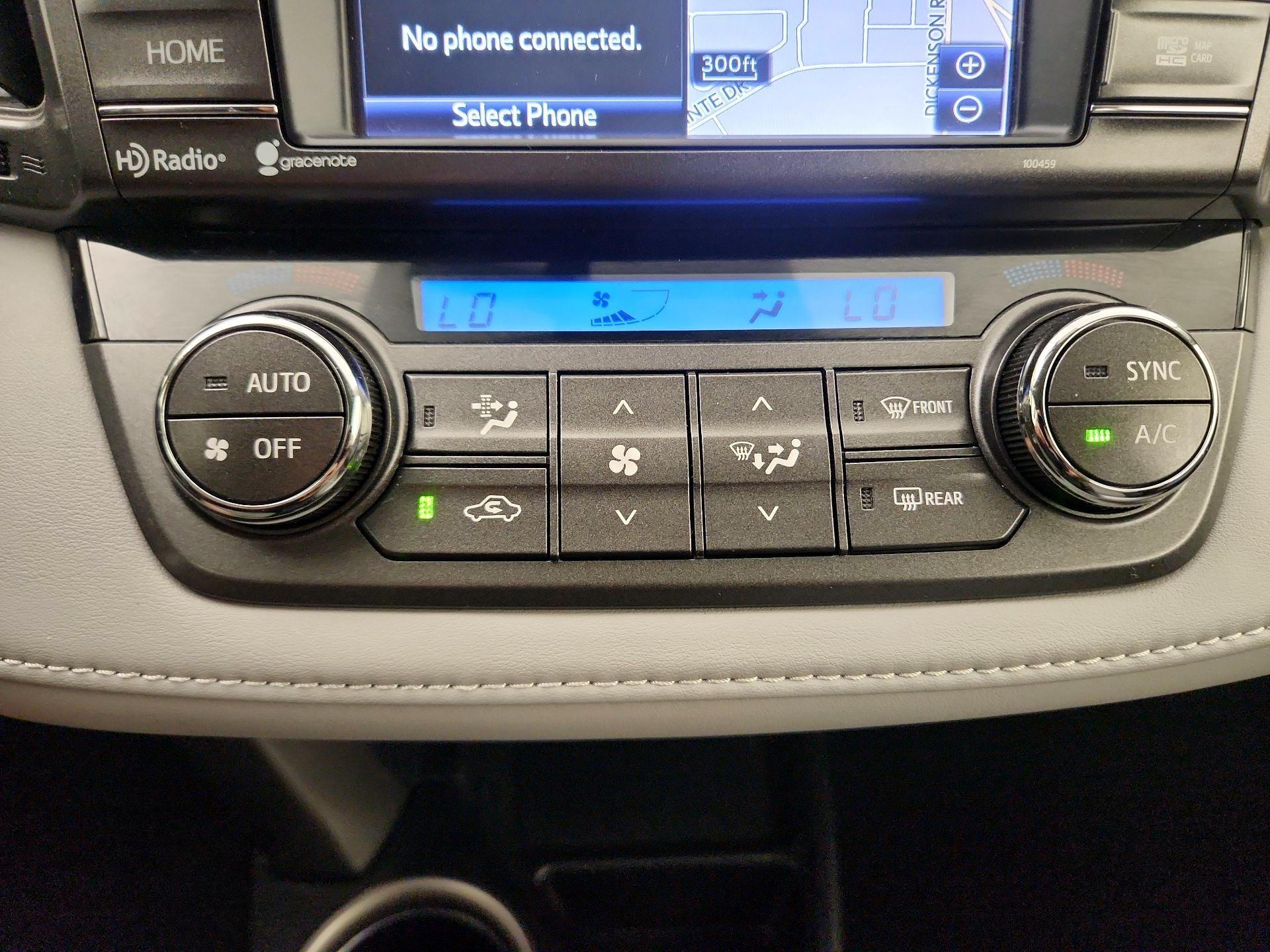 Thumbnail: 2015 Toyota RAV4 - 14
