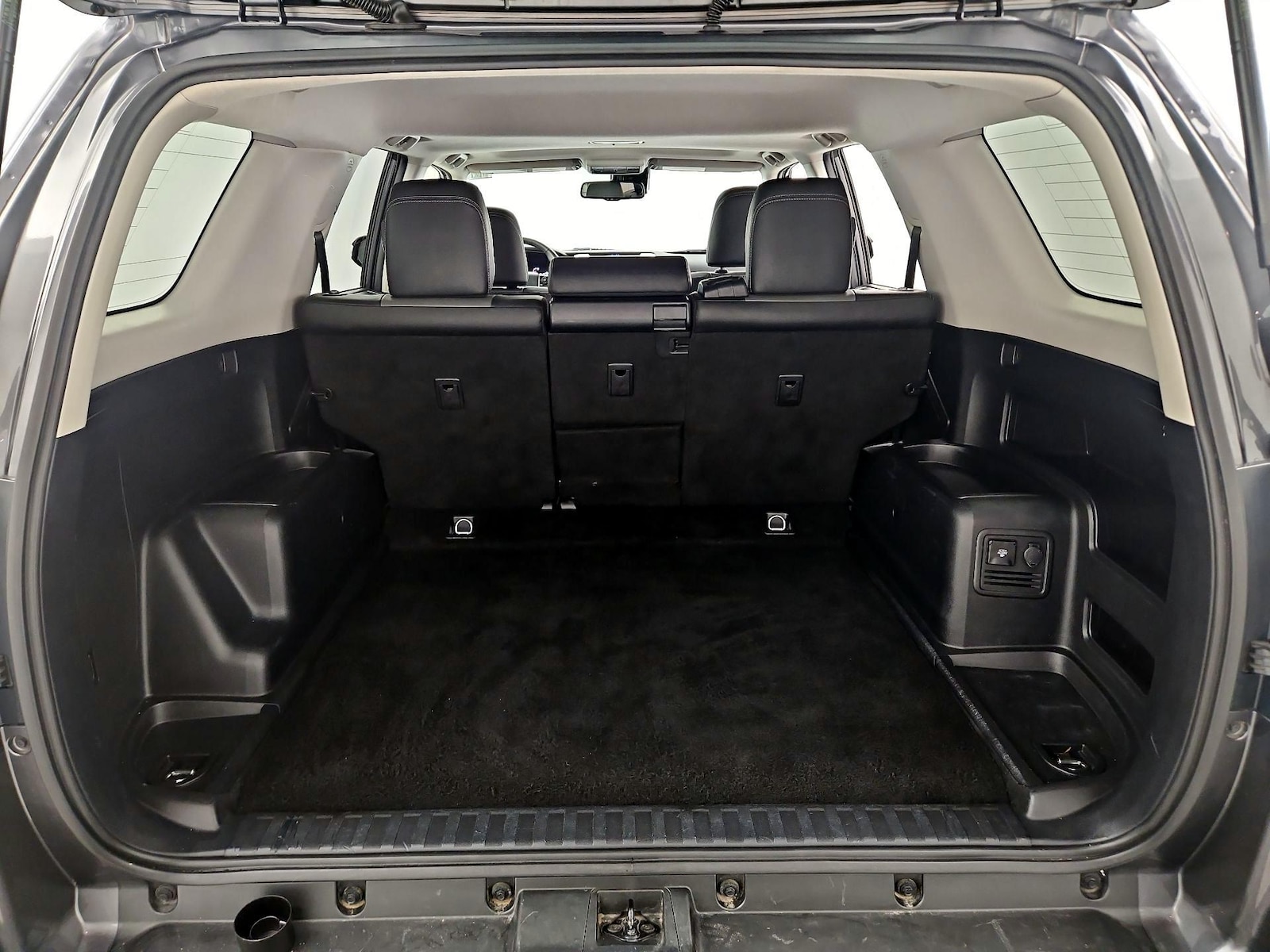 2022 Toyota 4Runner SR5 Premium - Photo 22