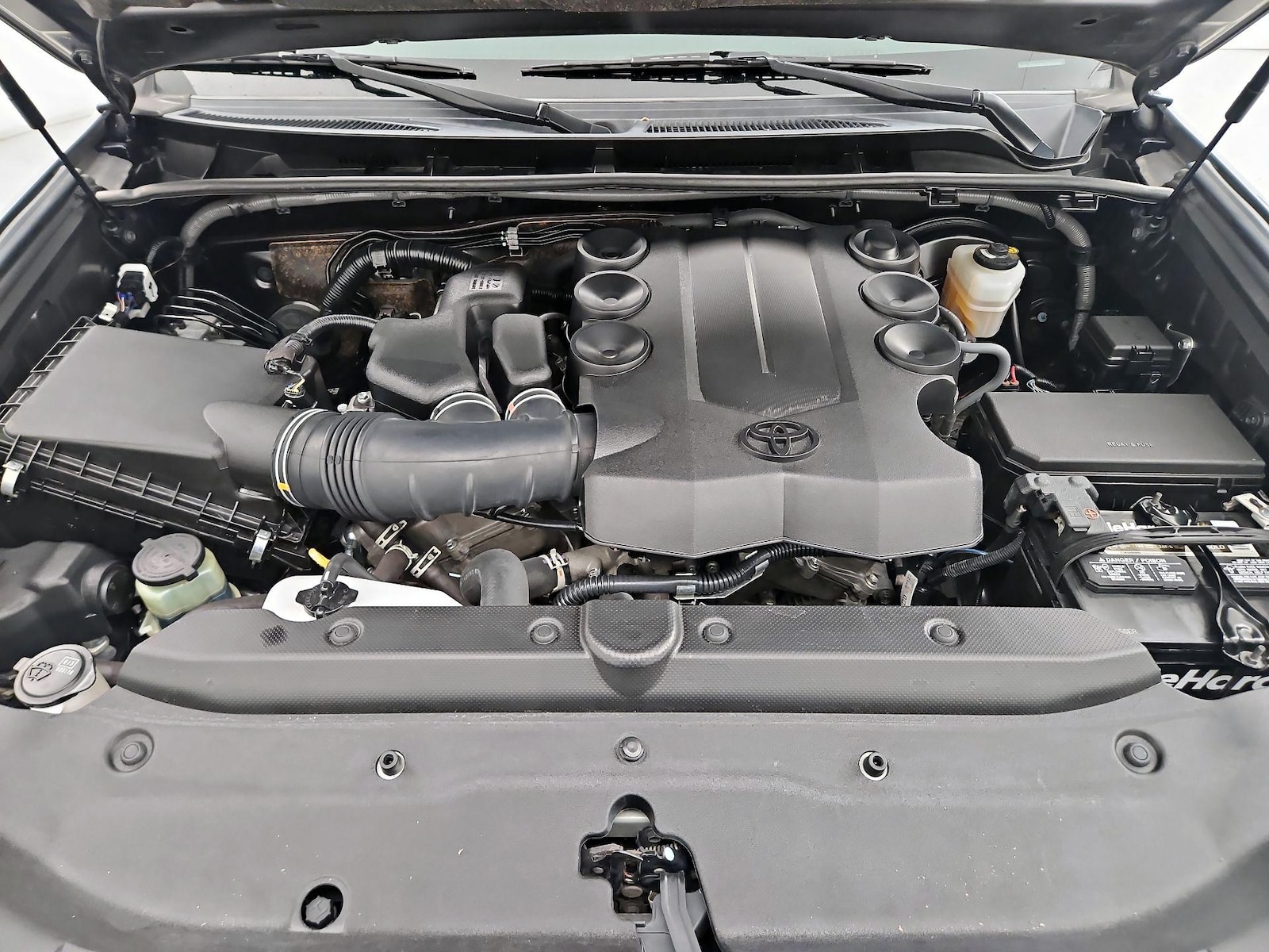 2022 Toyota 4Runner SR5 Premium - Photo 23