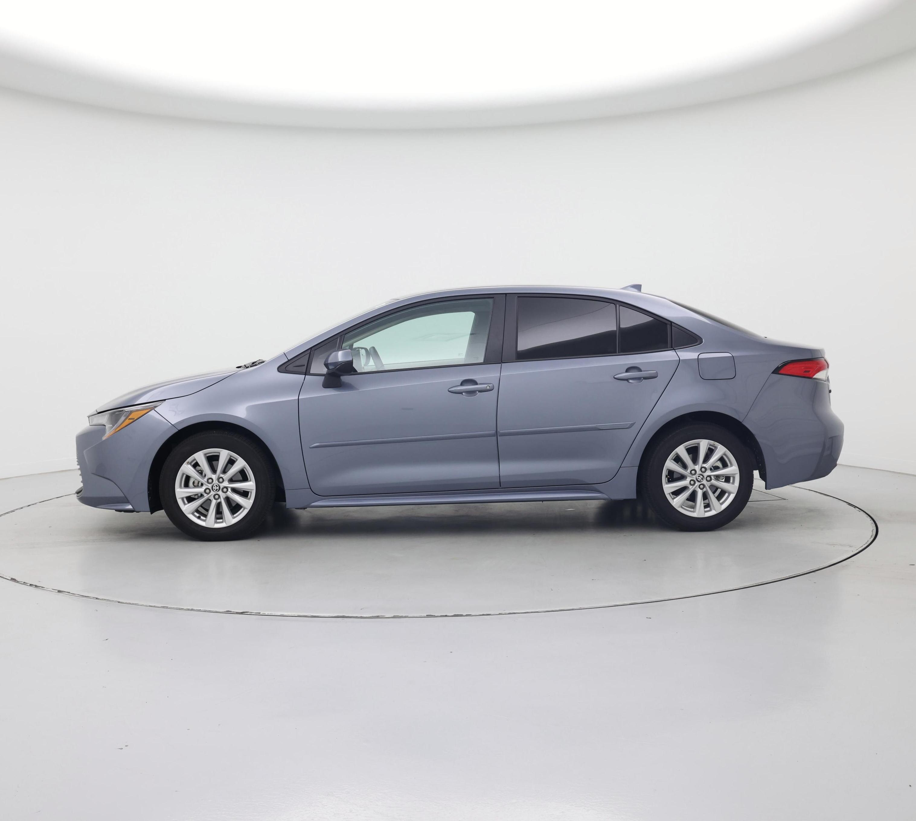 Thumbnail: 2026 Toyota Corolla - 3