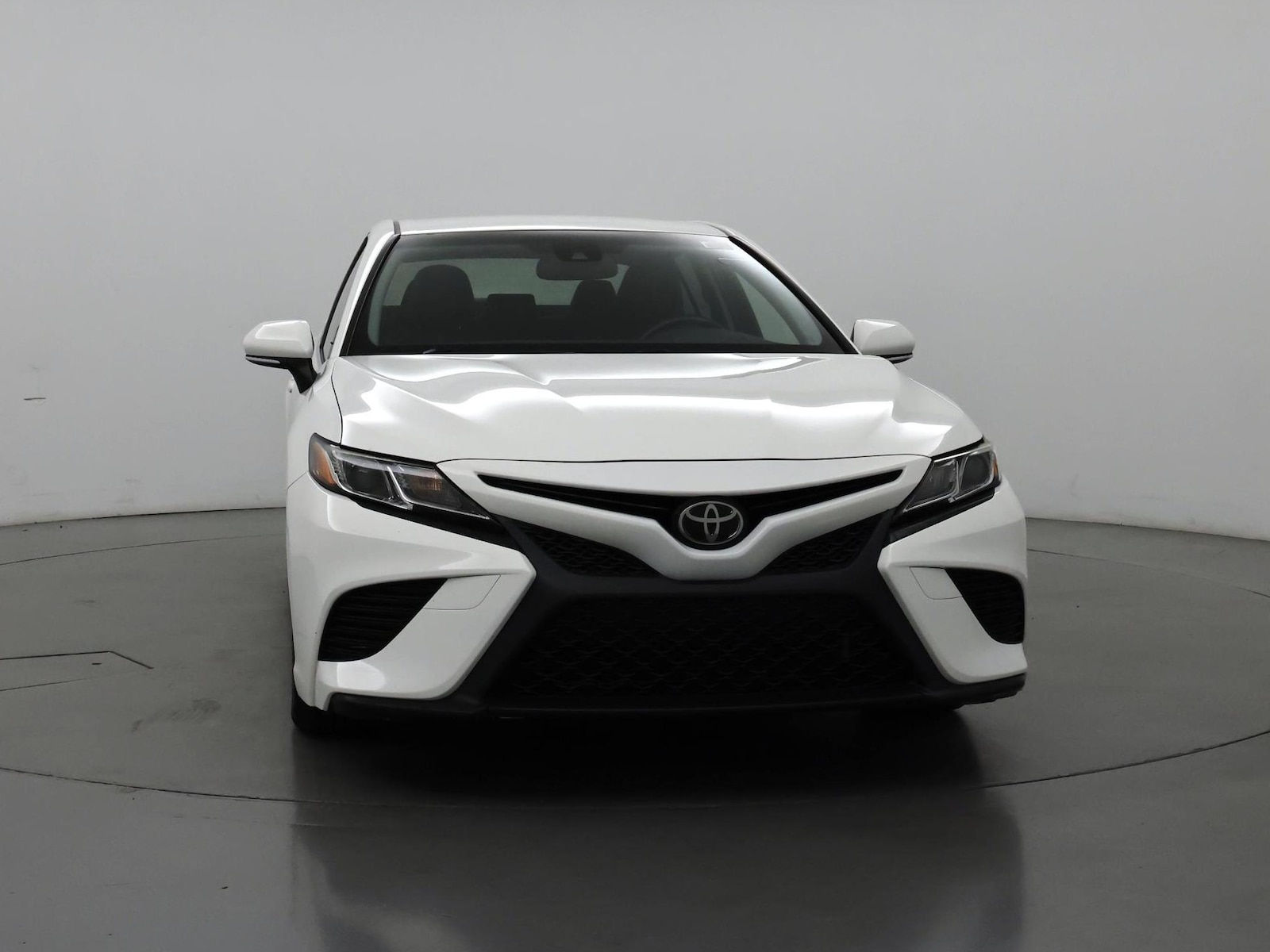 2018 Toyota Camry SE - Photo 6