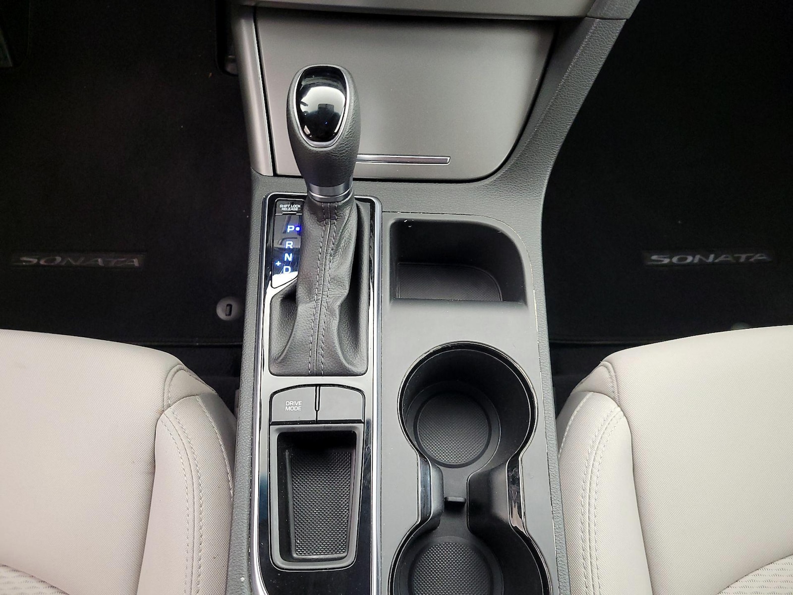 2015 Hyundai Sonata SE - Photo 18