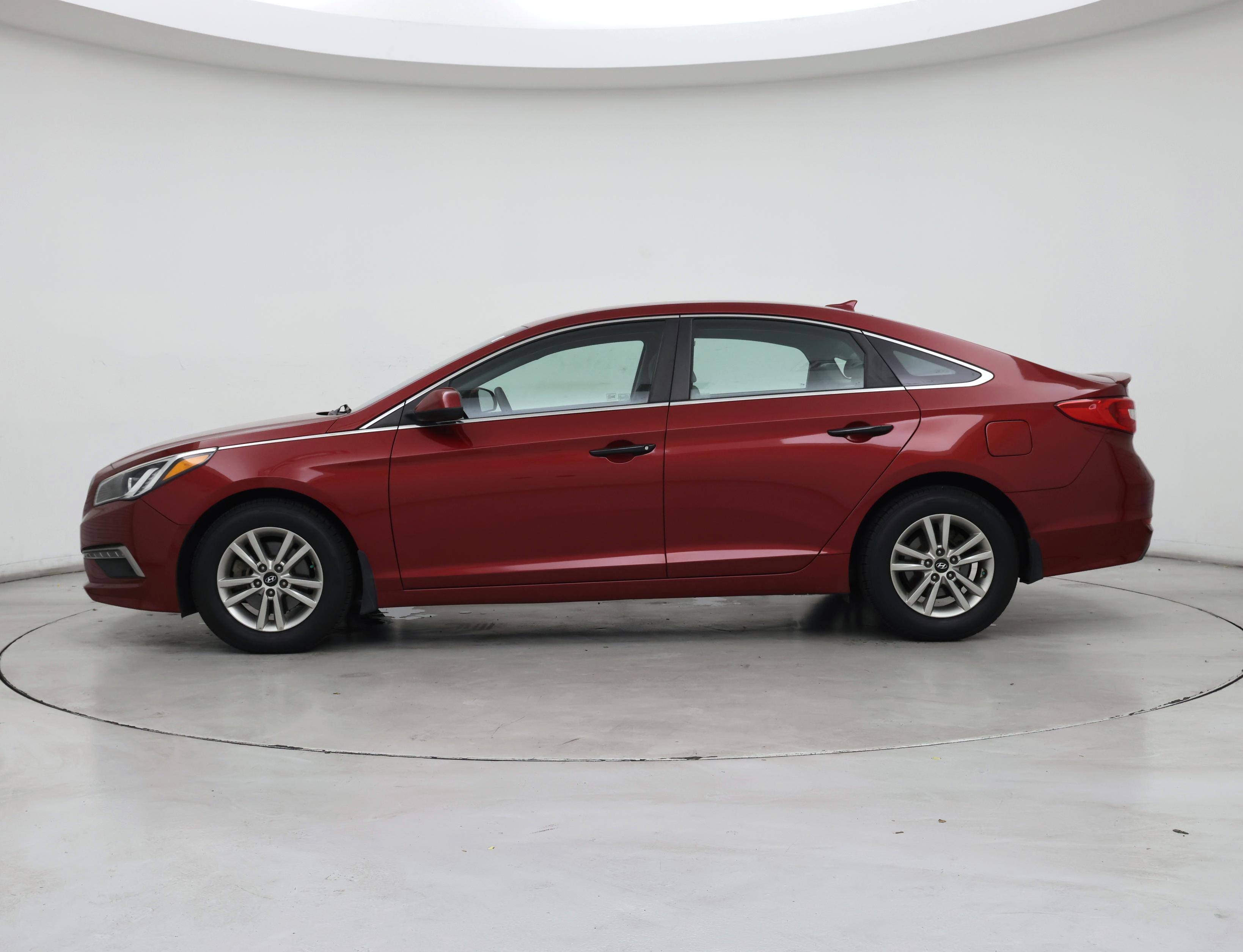 Thumbnail: 2015 Hyundai Sonata - 3