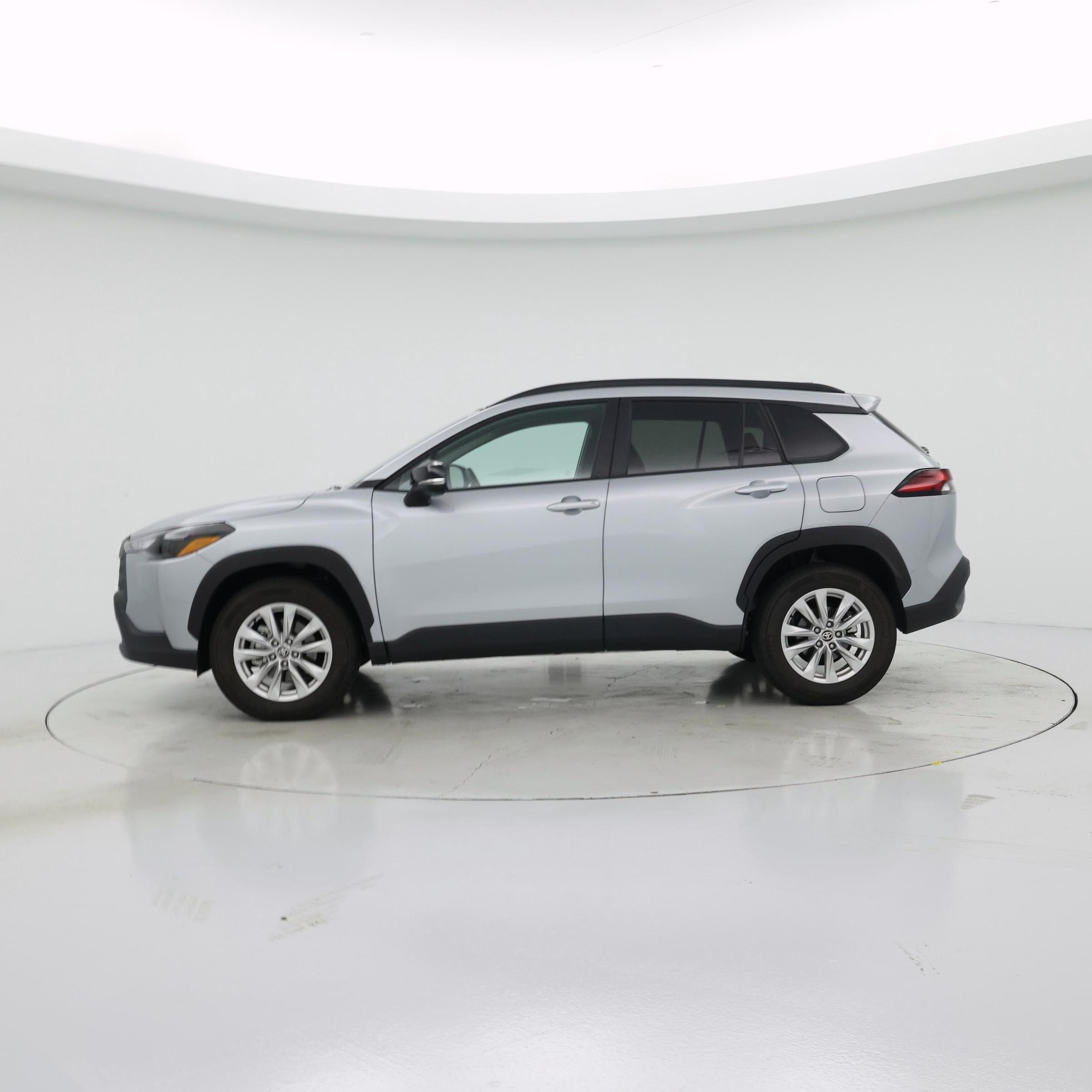 Thumbnail: 2026 Toyota Corolla Cross - 3