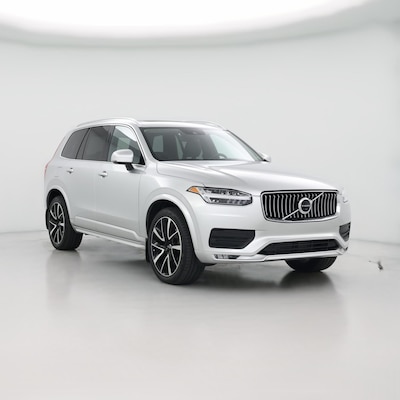 2022 Volvo XC90 T6 Momentum