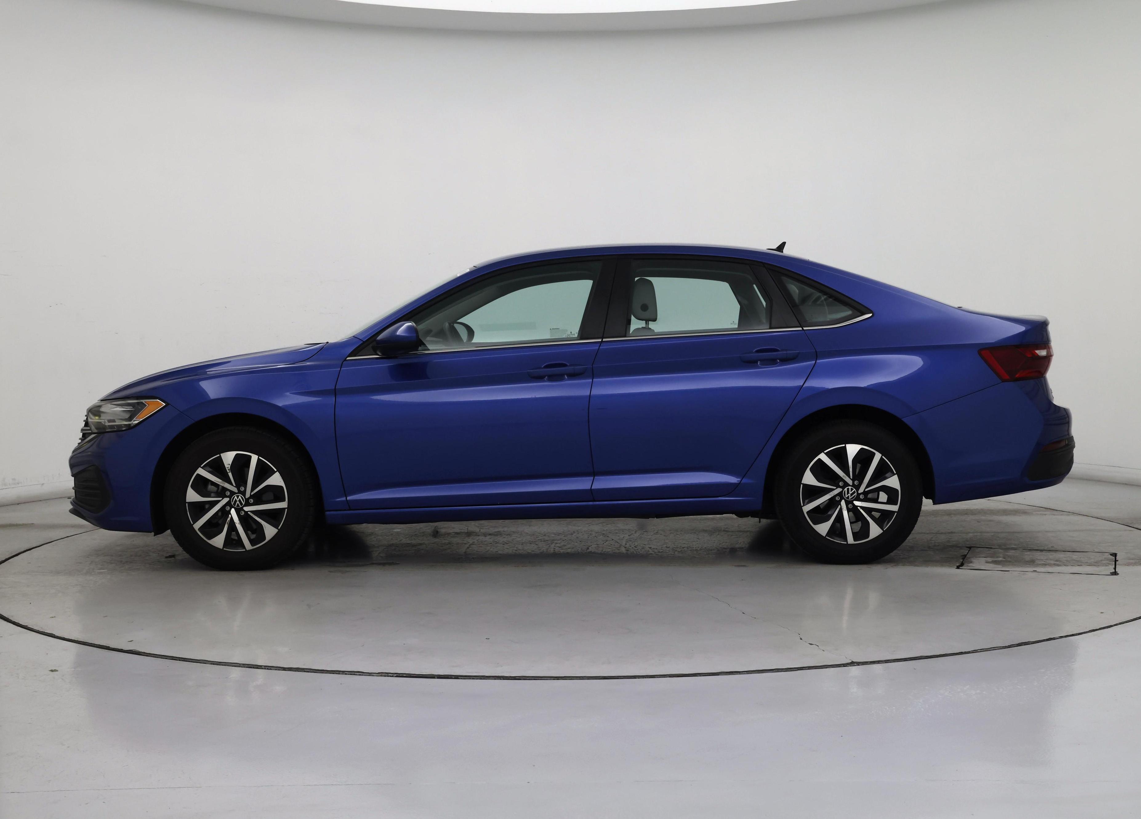 Thumbnail: 2024 Volkswagen Jetta - 3